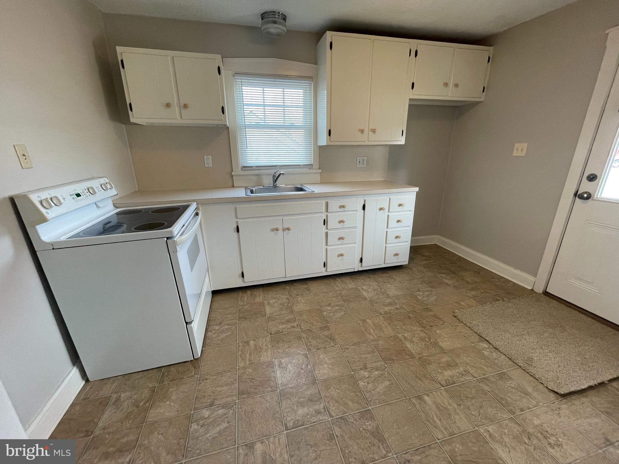 LAMPETER STRASBURG - Residential Lease