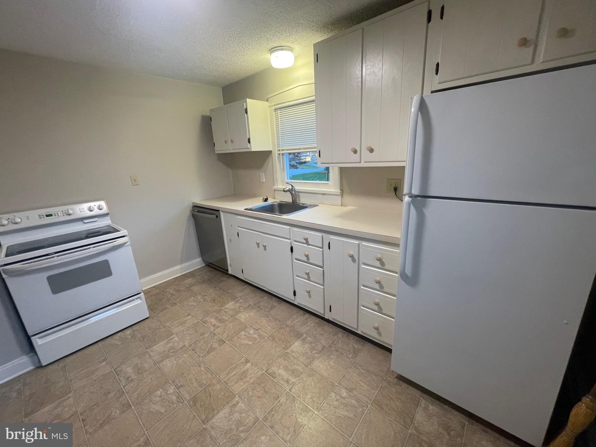 LAMPETER STRASBURG - Residential Lease