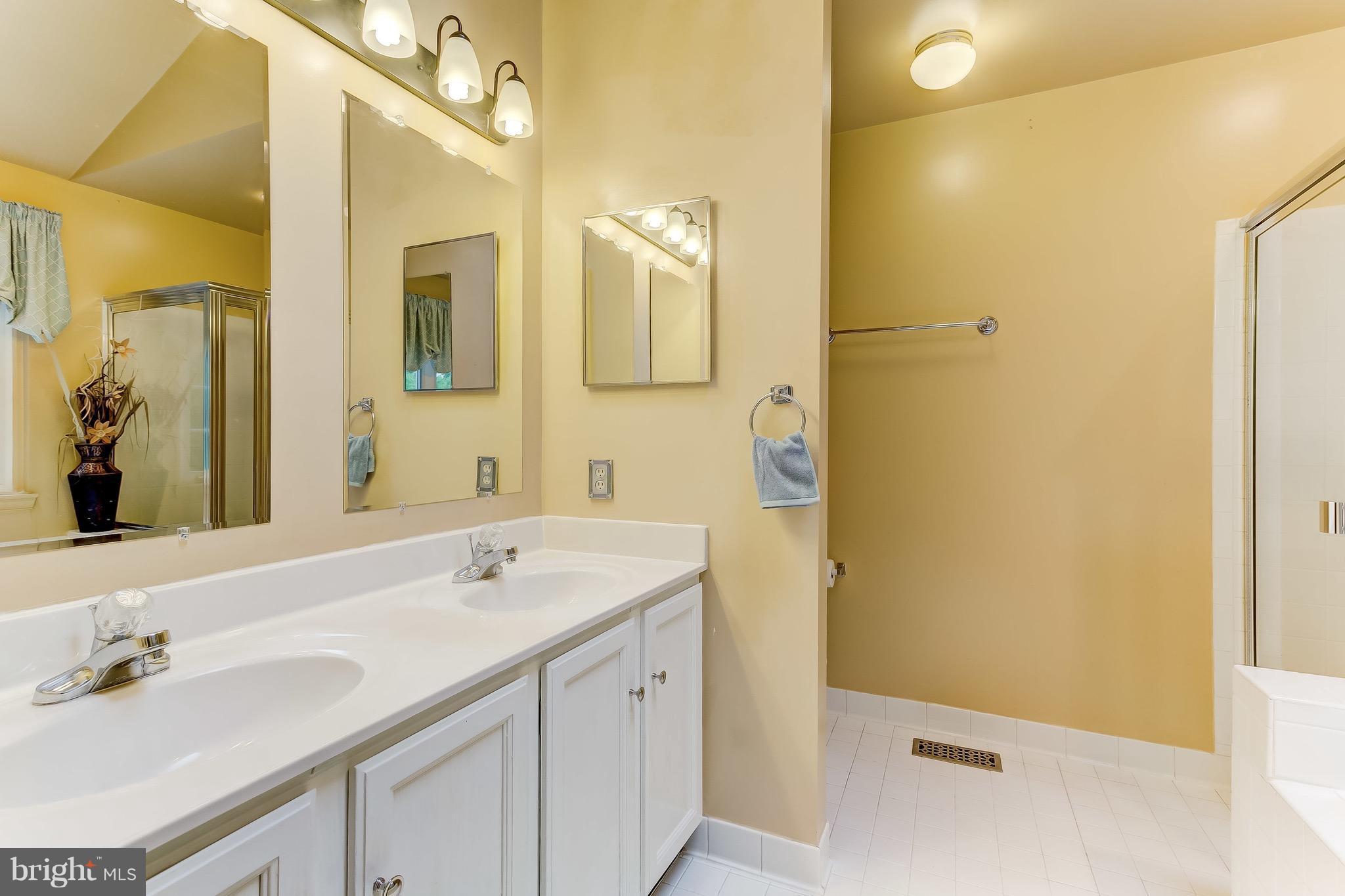 CHAPEL GATE - Residential