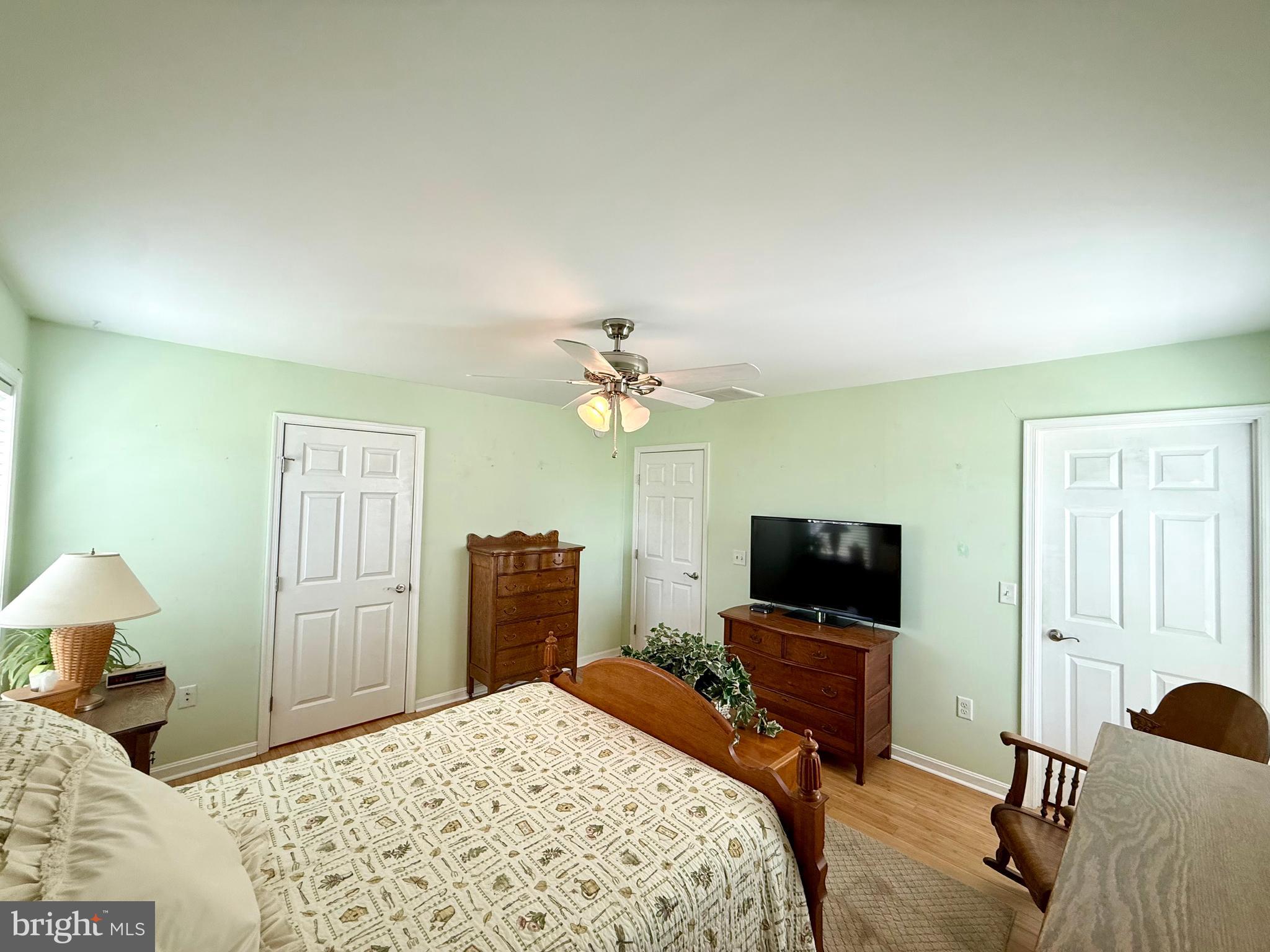 MANCHESTER MANOR - Residential