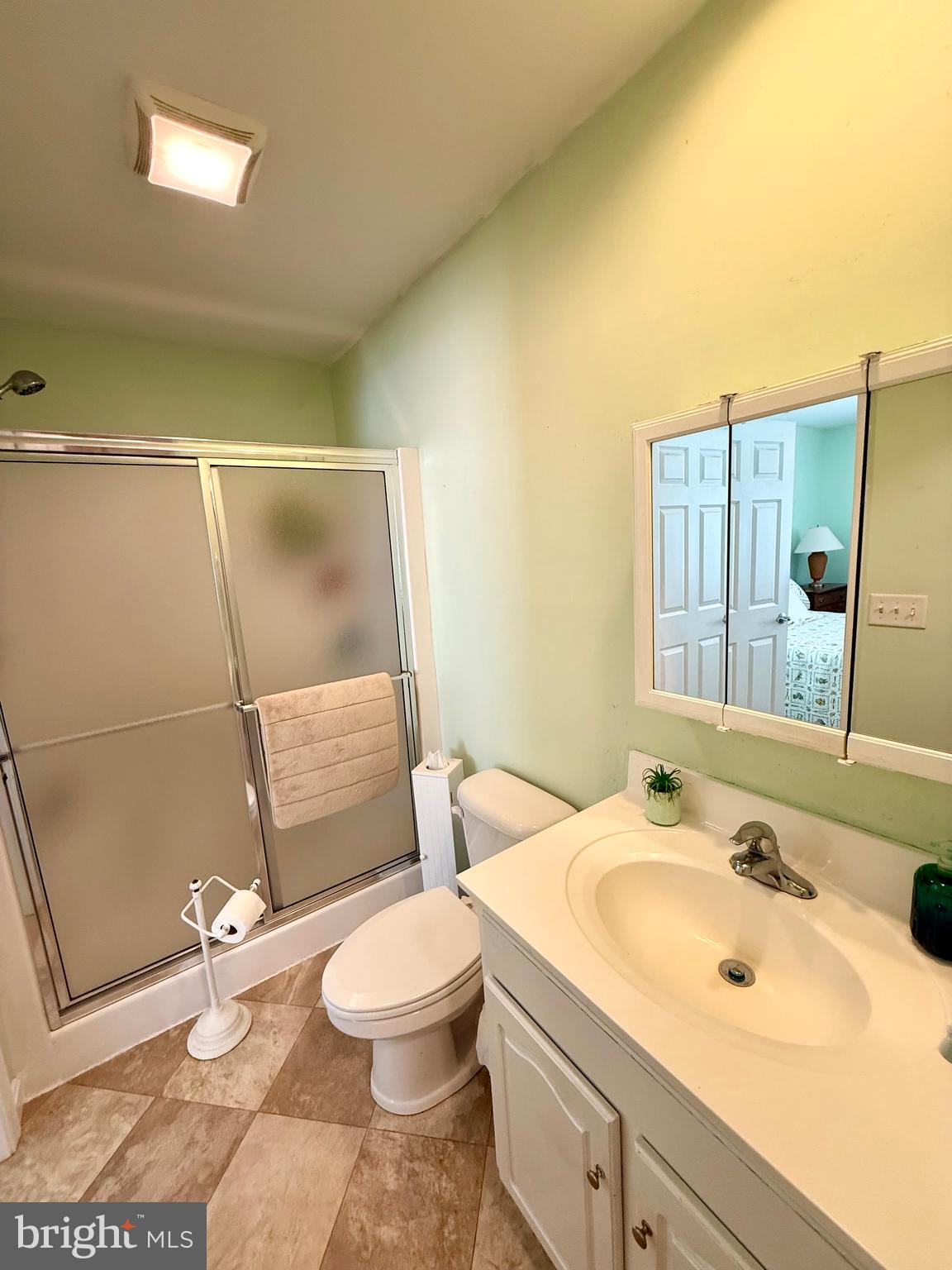 MANCHESTER MANOR - Residential