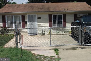 EAST COLUMBIA - Residential