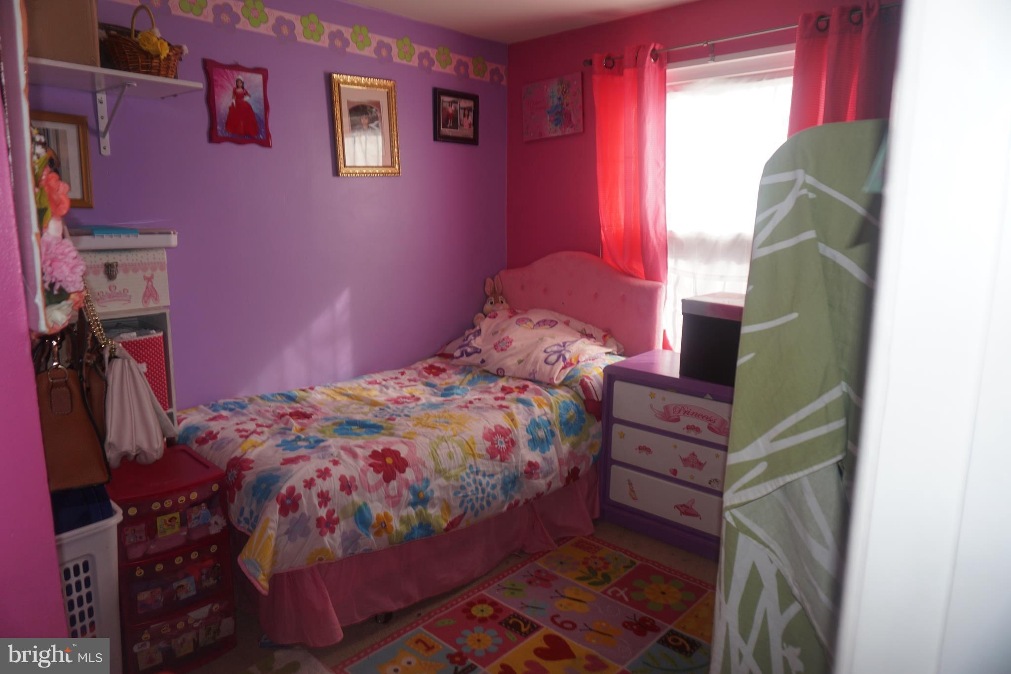 EAST COLUMBIA - Residential