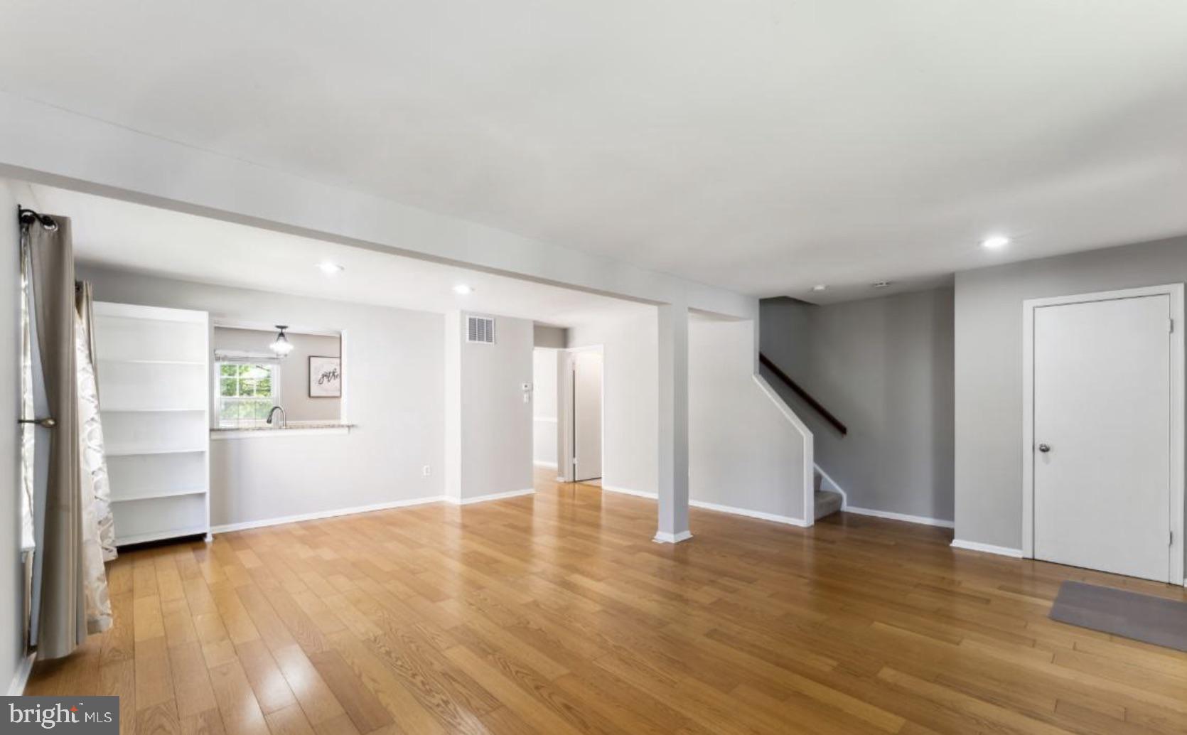 ELLICOTTS CHOICE - Residential Lease