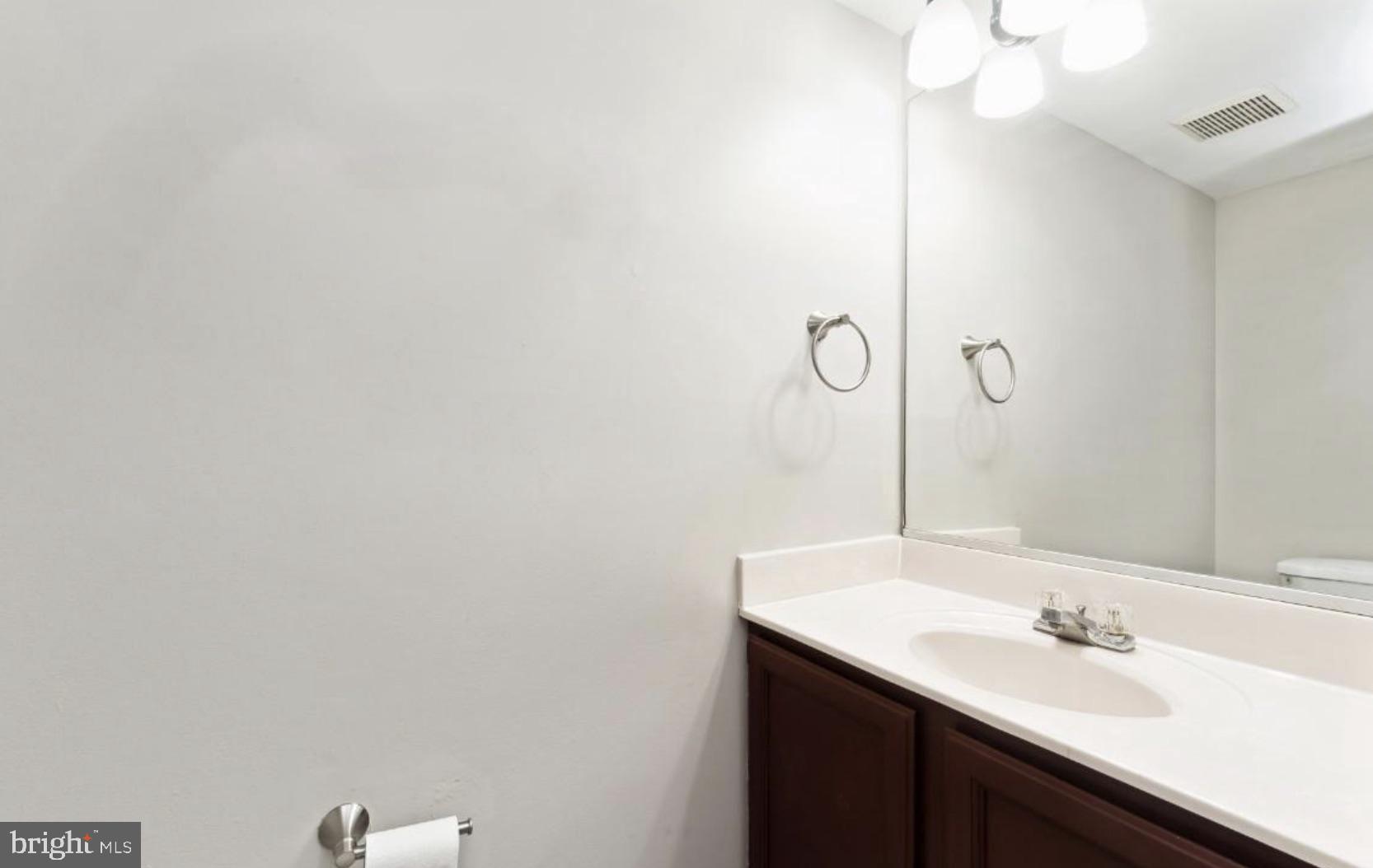 ELLICOTTS CHOICE - Residential Lease