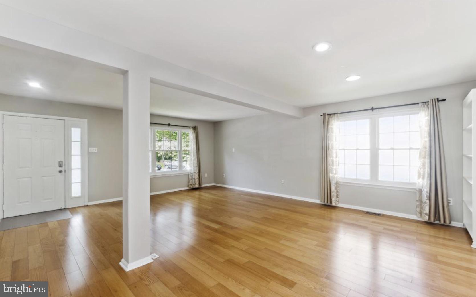 ELLICOTTS CHOICE - Residential Lease