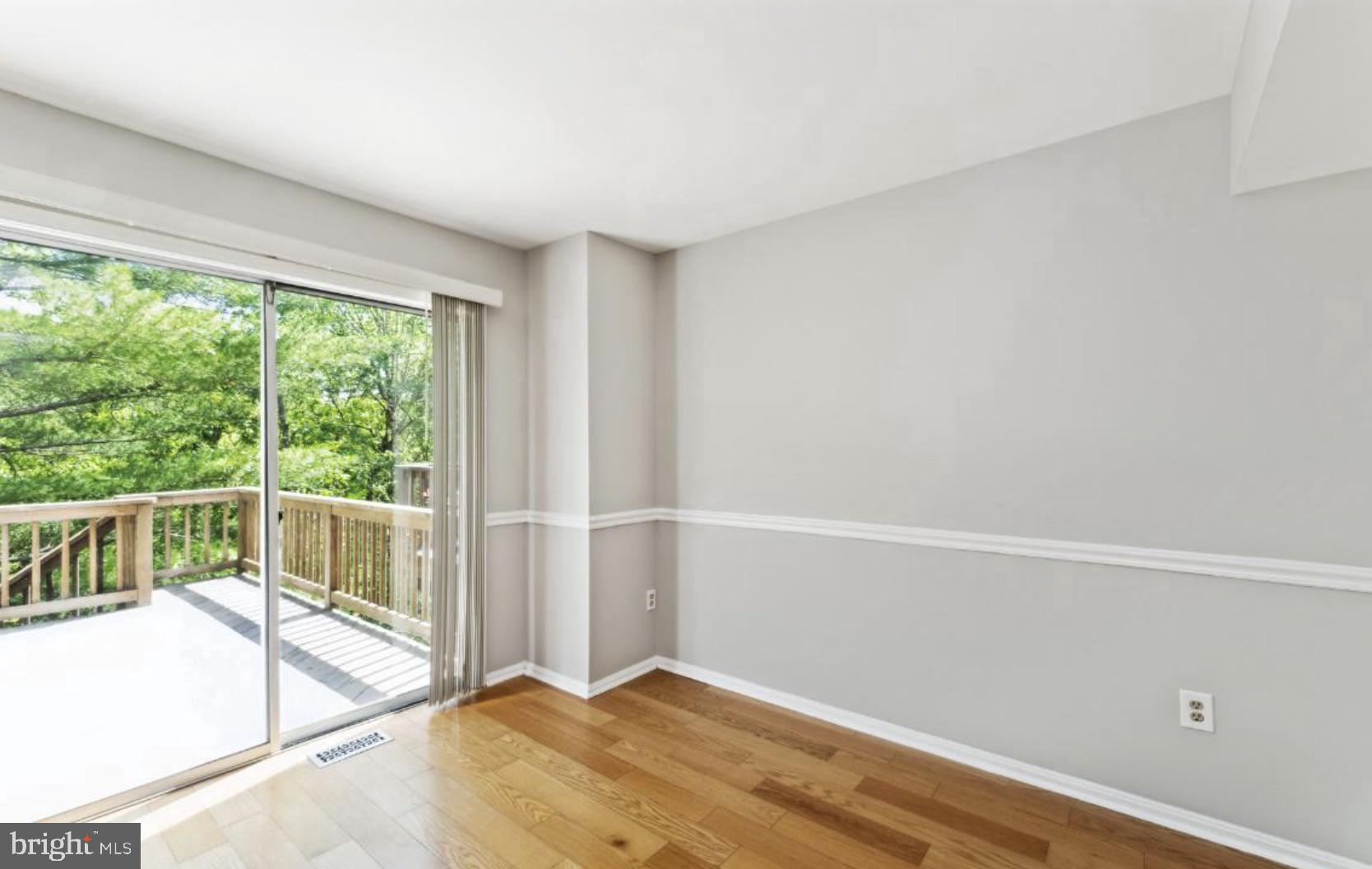 ELLICOTTS CHOICE - Residential Lease