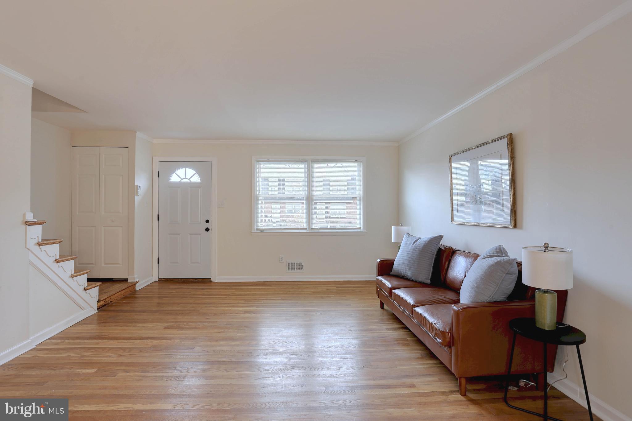 HOLLAND HILL - Residential