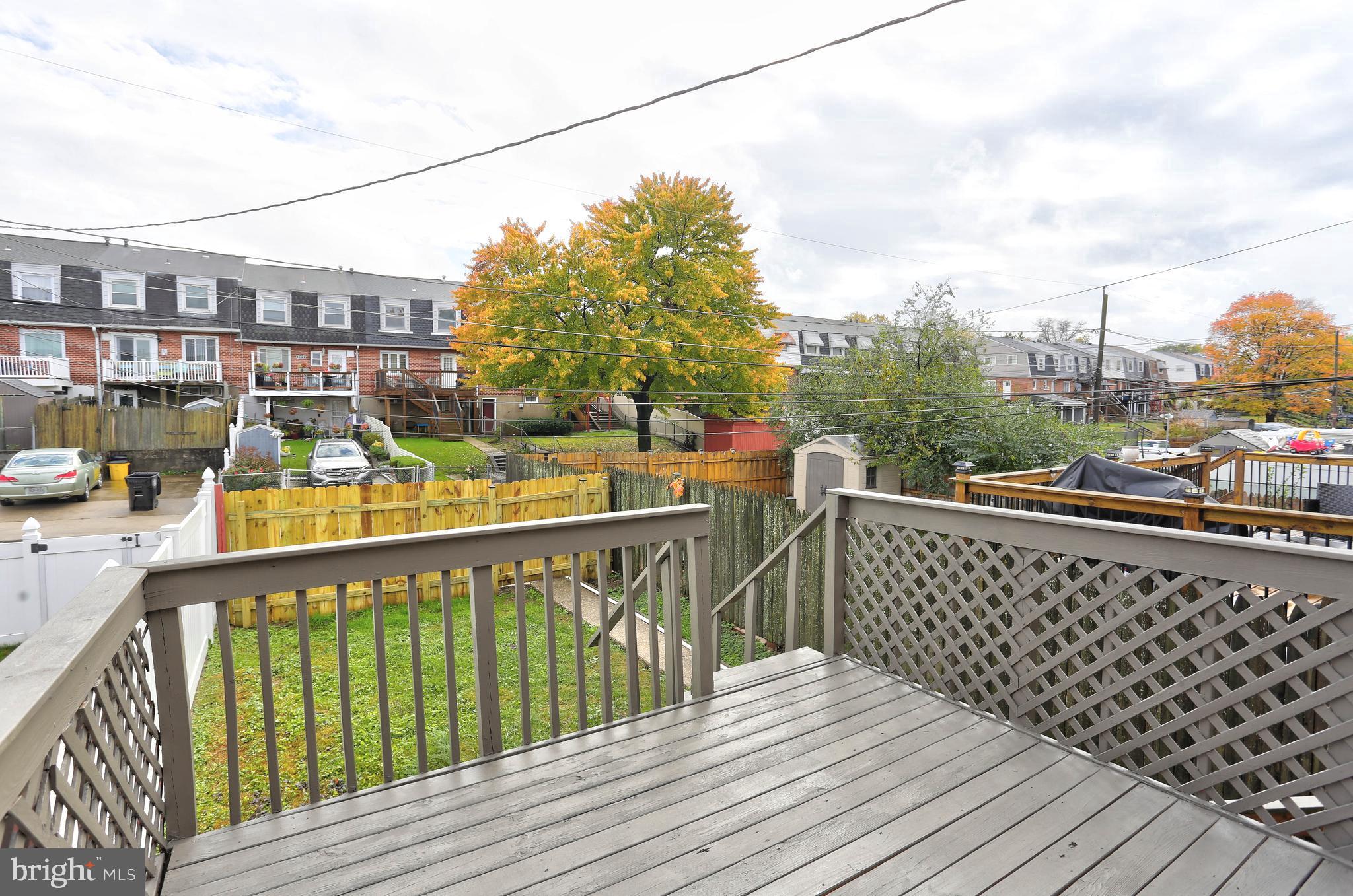 HOLLAND HILL - Residential