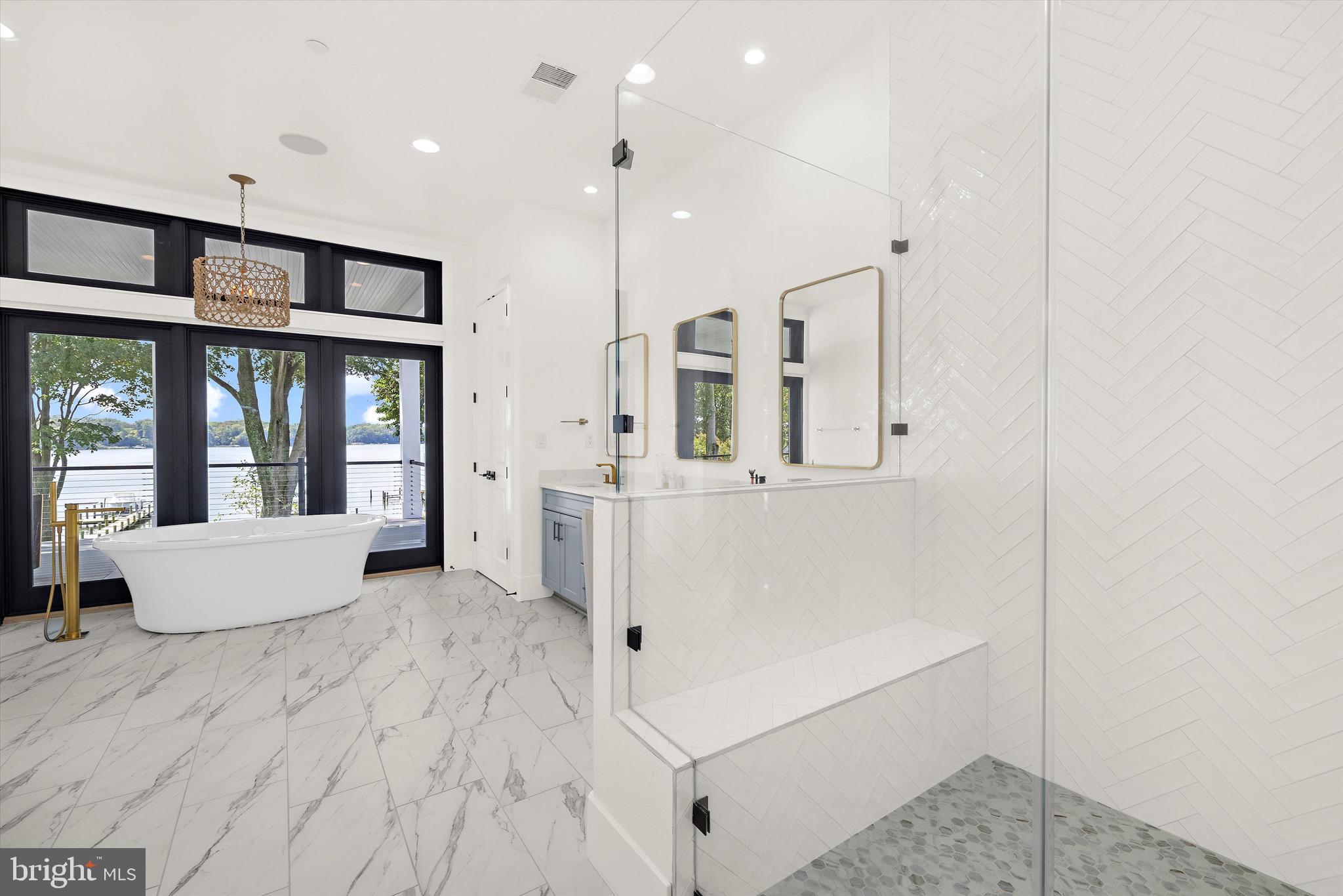 GLEN HILLS - Residential