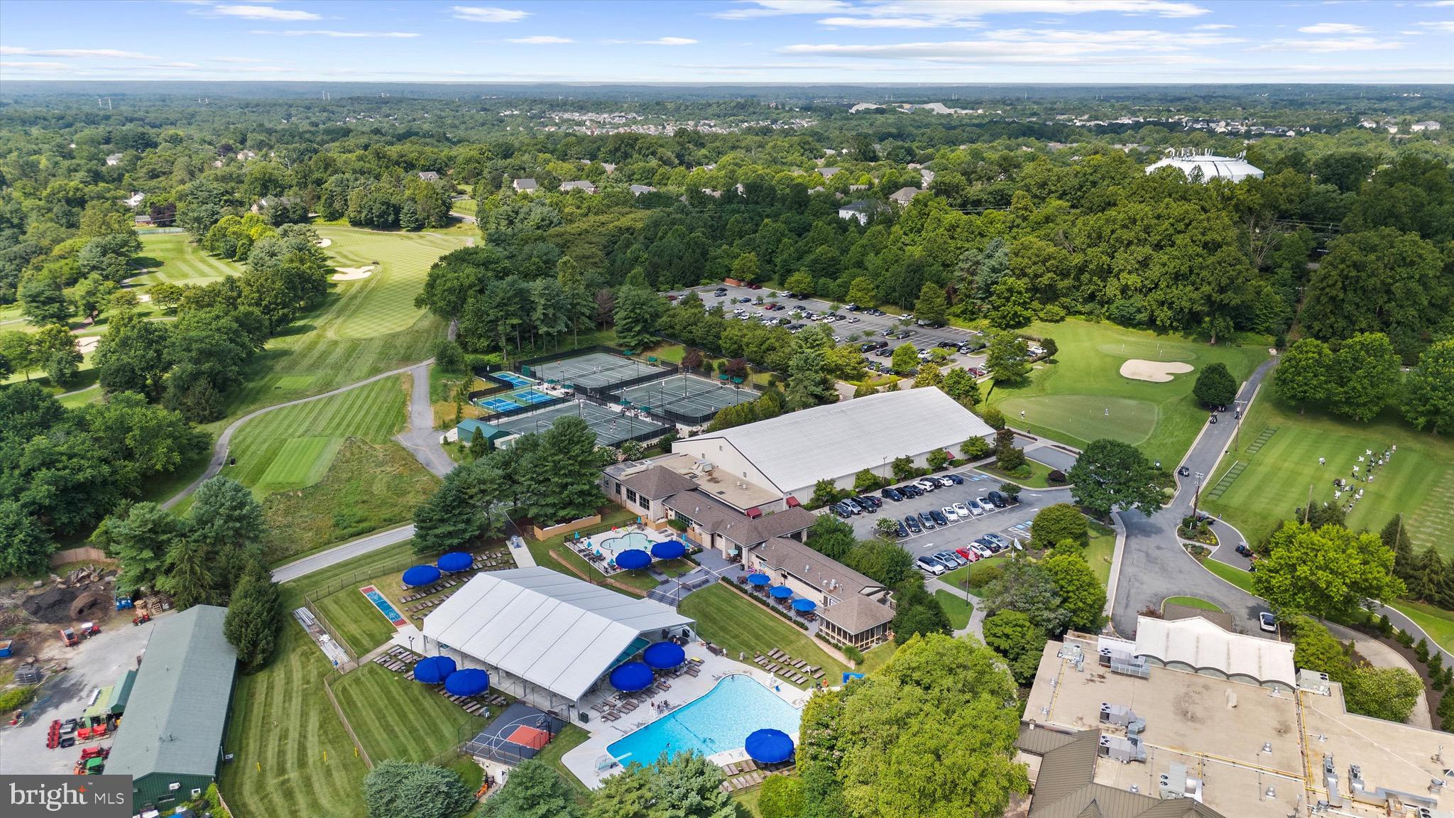 GLEN HILLS - Residential