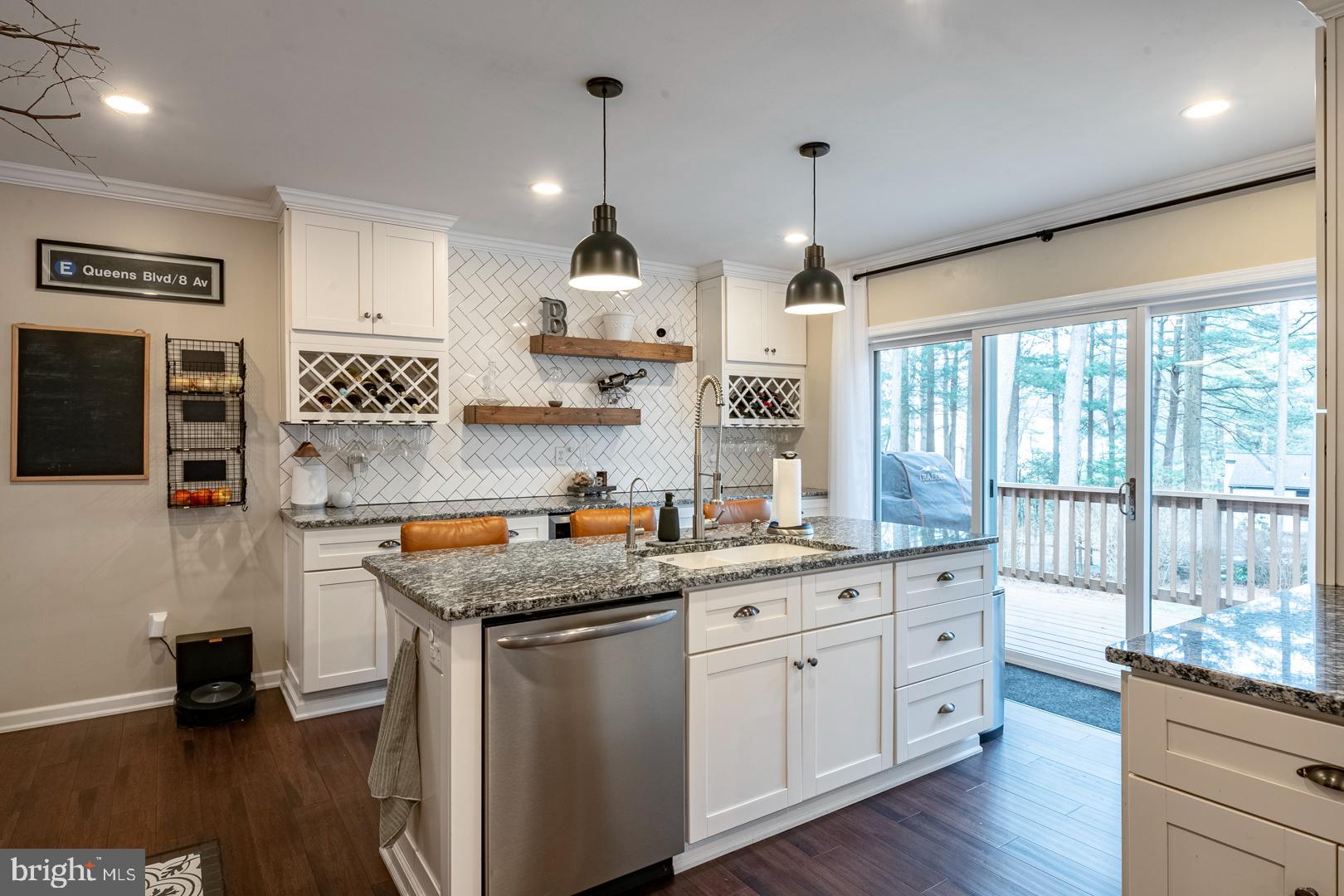 ANGELICA WOODS - Residential