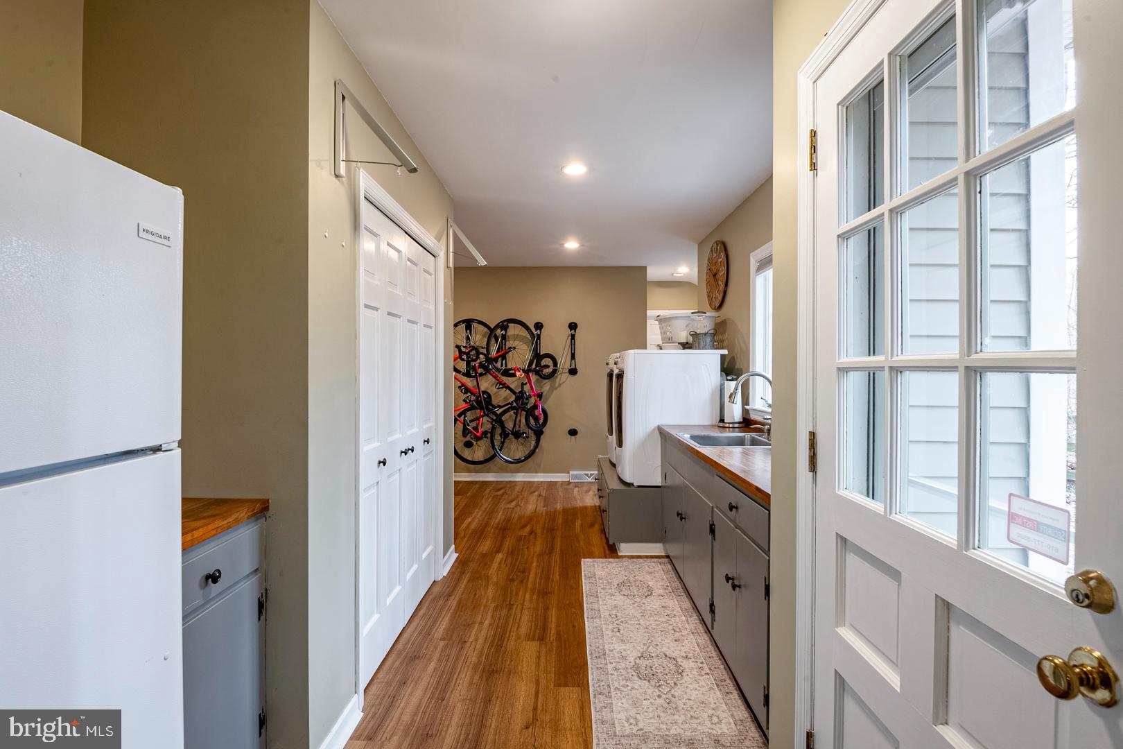 ANGELICA WOODS - Residential