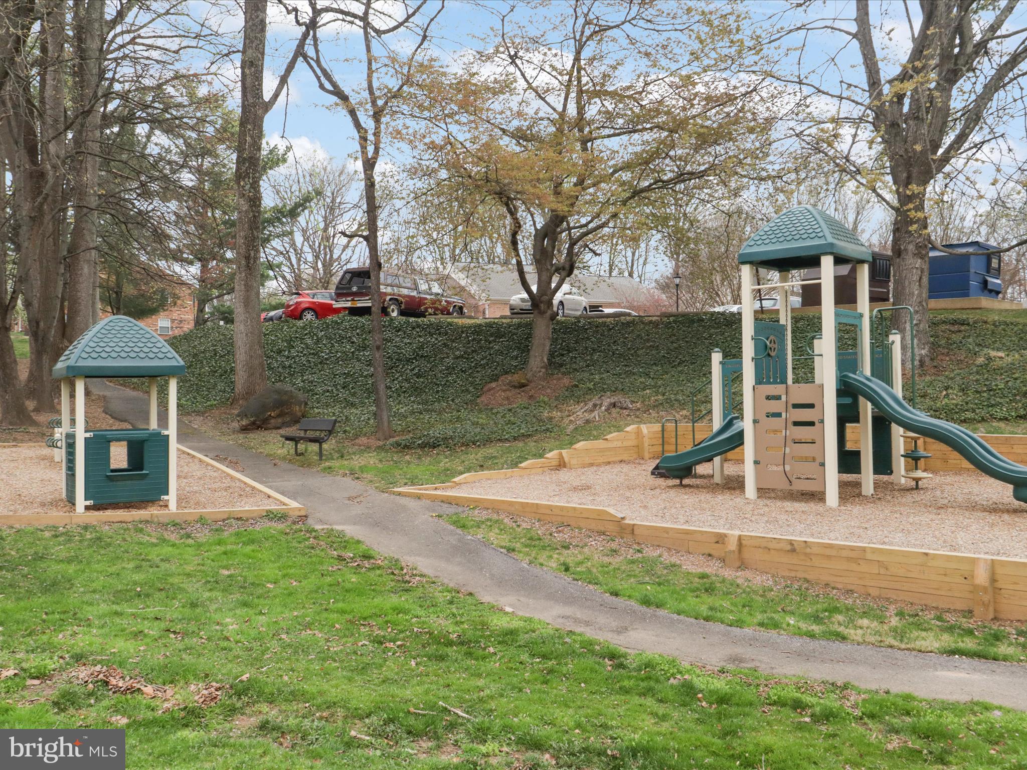 BURKE COVE - Residential Lease