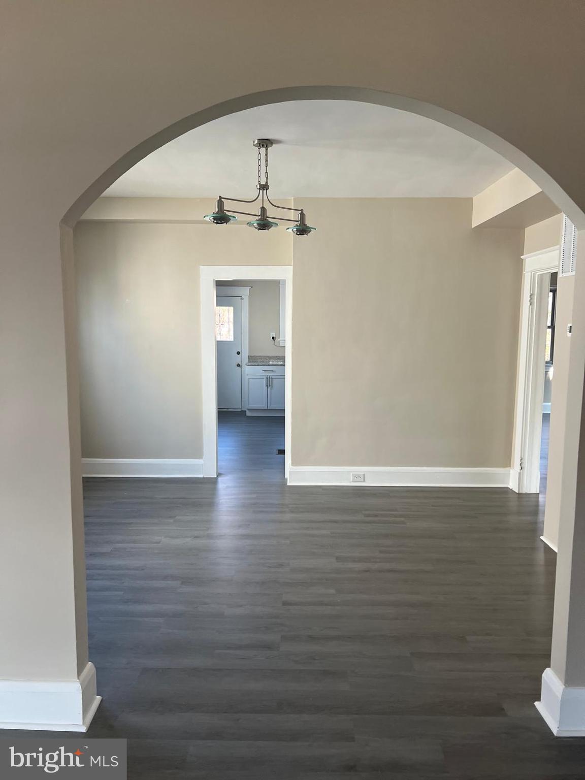 3206 E NORTHERN PARKWAY