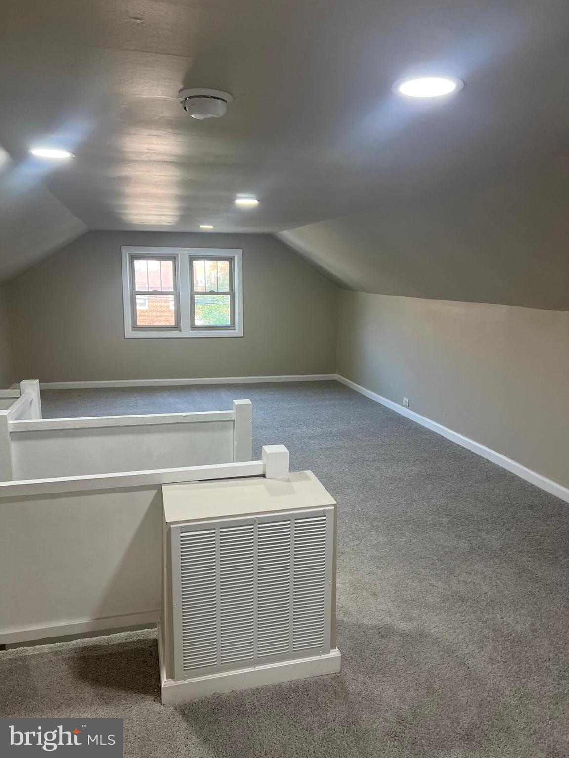 HAMILTON - Residential