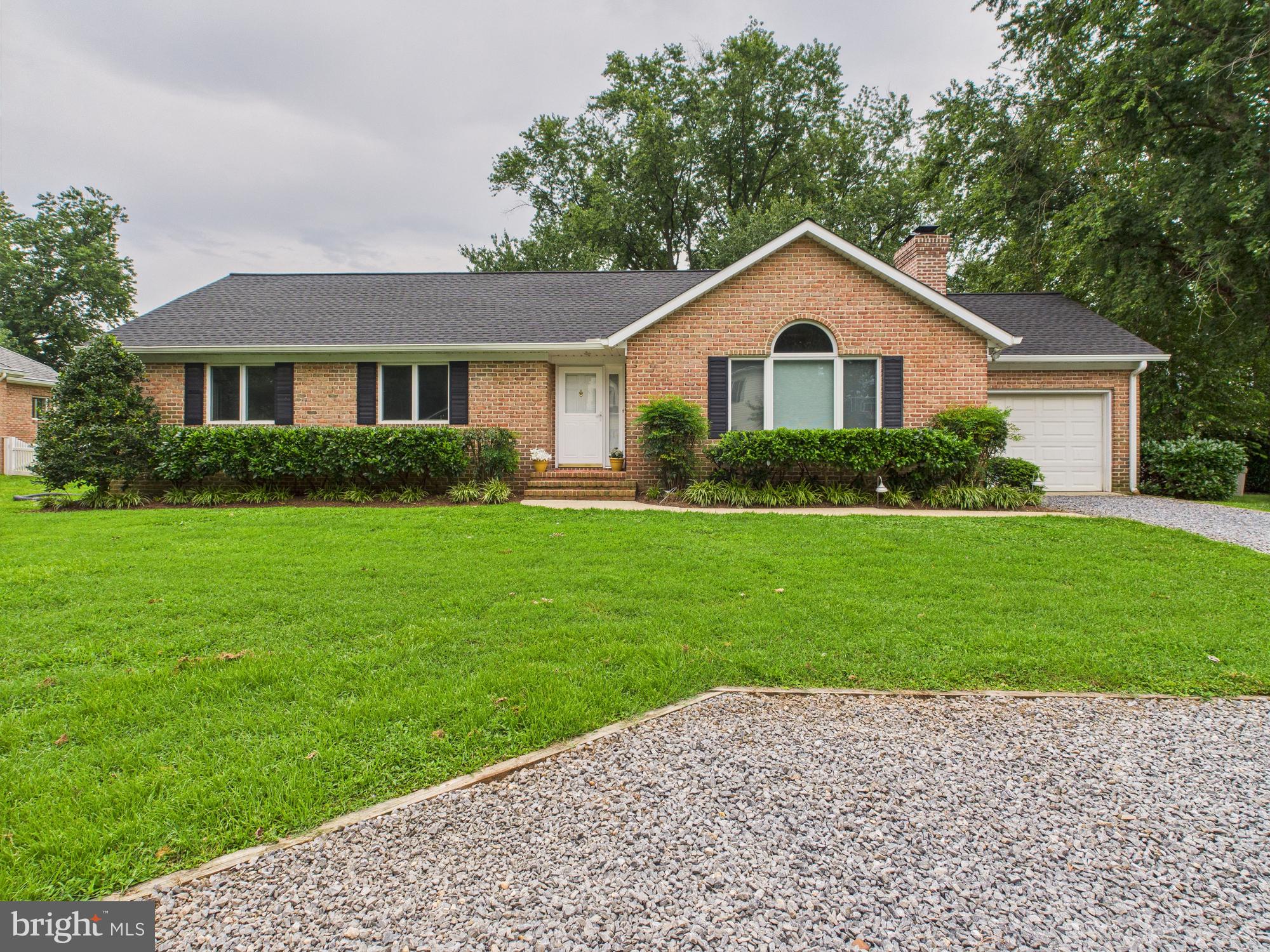 Great looking brick rancher on large lot in the Broadneck School district! 3 bed 2 full bath, finished basement, garage, completely updated with wooden floors, gourmet kitchen, with granite, huge fenced in backyard in a water oriented community, 2 brick fireplaces and wonderful patios! Amazing space to live in with the best backyard!! MUST HAVE GOOD CREDIT, NO EXCEPTIONS .
