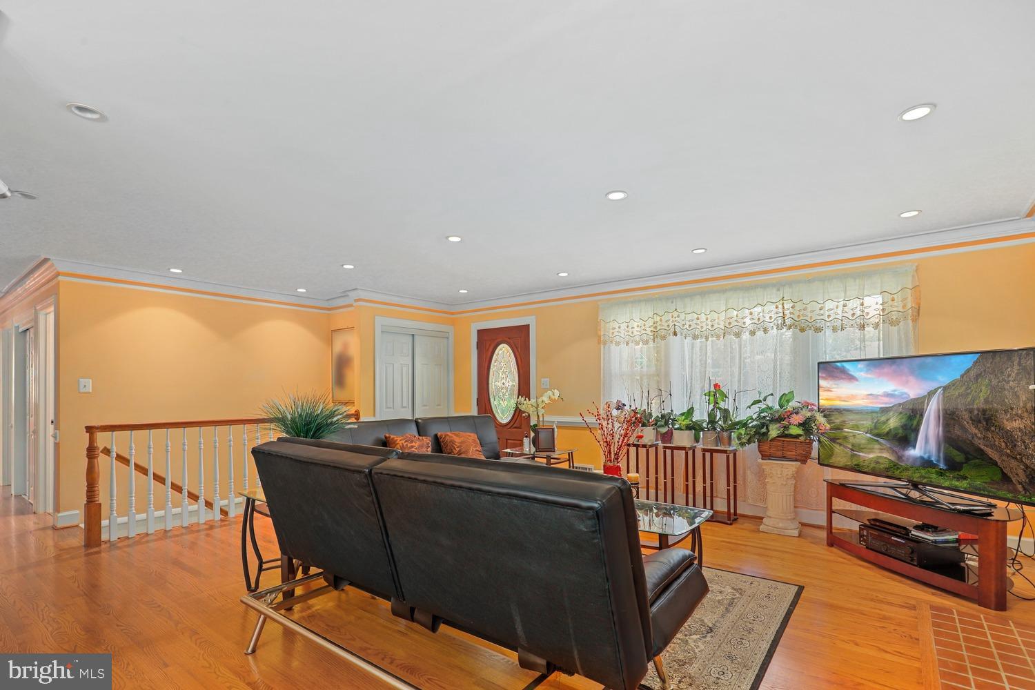 RAVENSWORTH - Residential