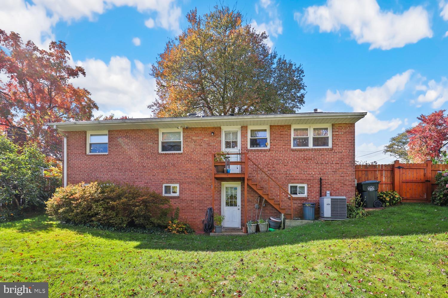 RAVENSWORTH - Residential