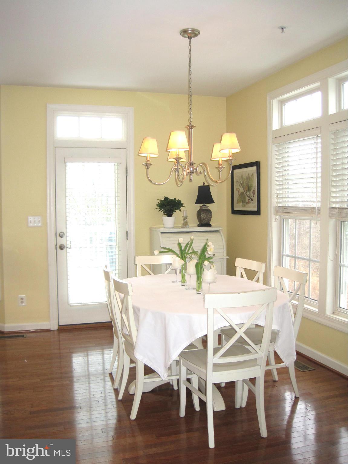 WAVERLY WOODS - Residential