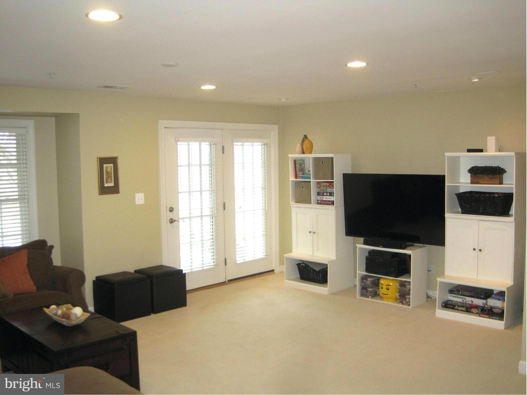 WAVERLY WOODS - Residential