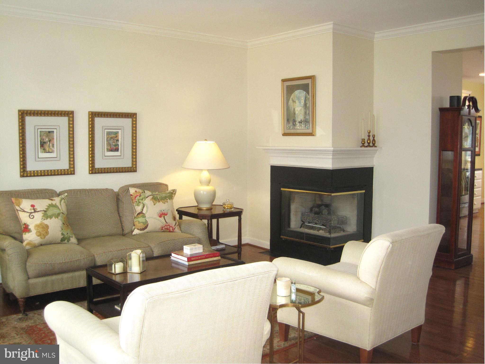 WAVERLY WOODS - Residential