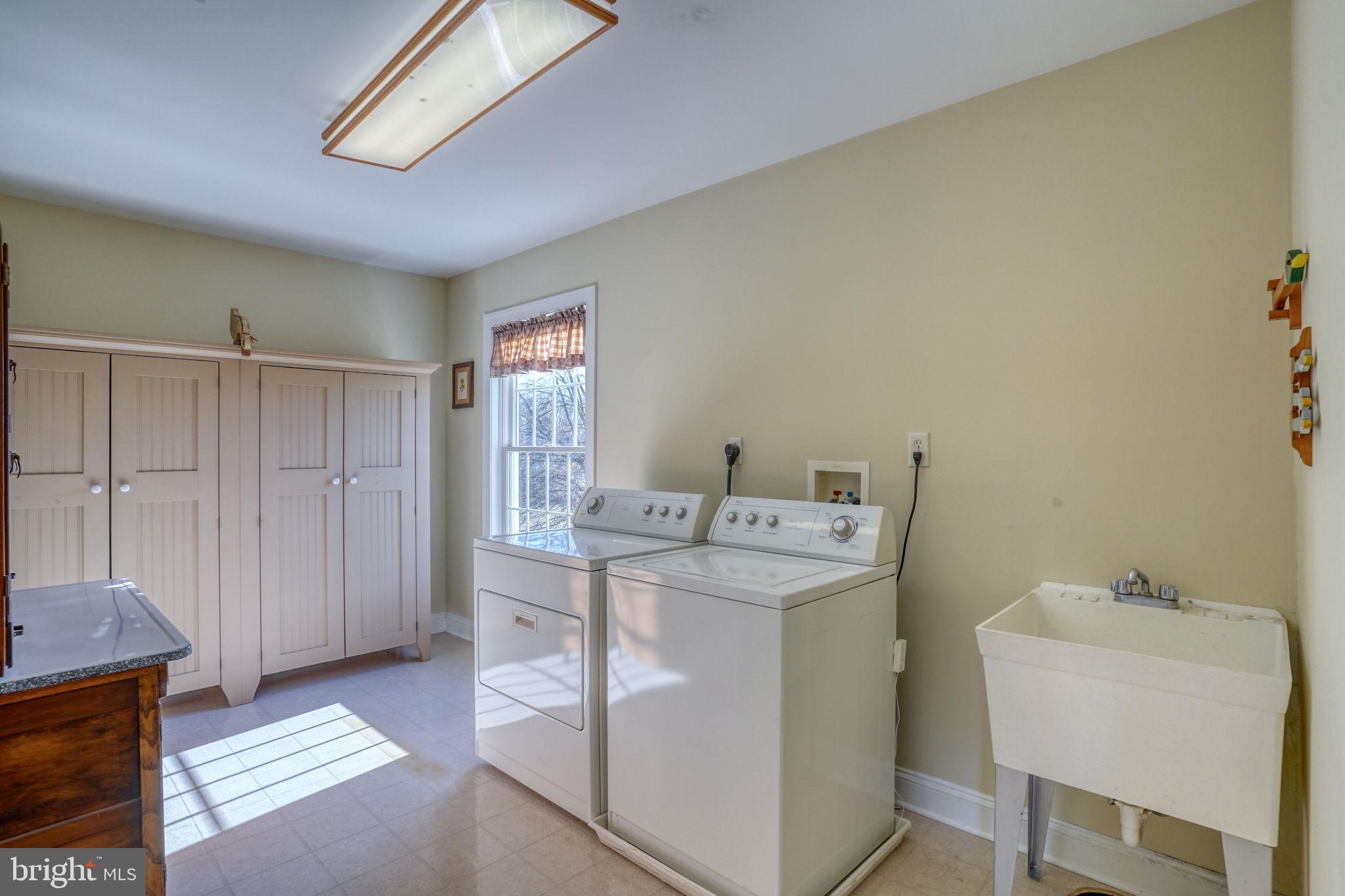 BATTERY POINT FARMS - Residential