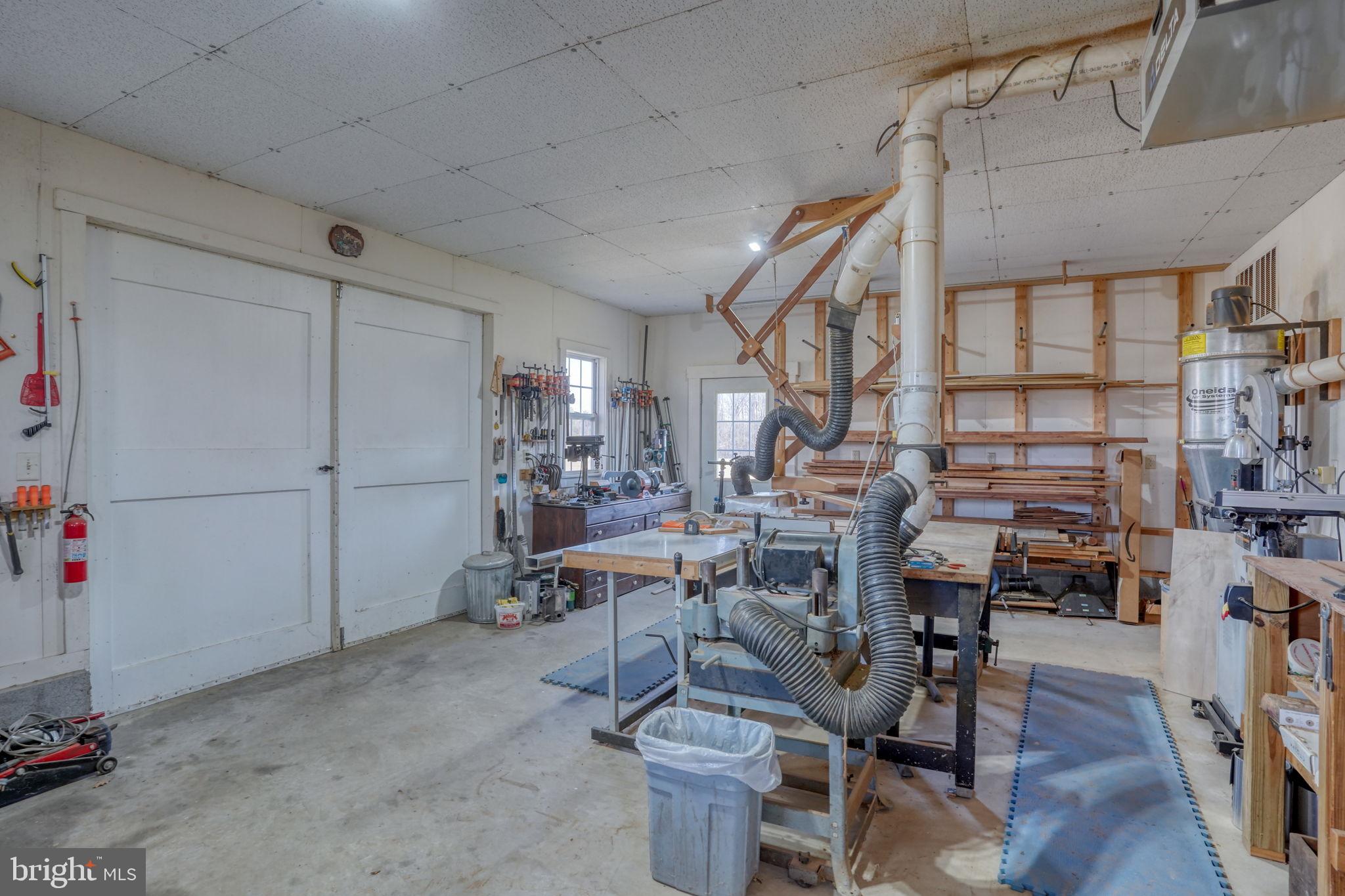 BATTERY POINT FARMS - Residential