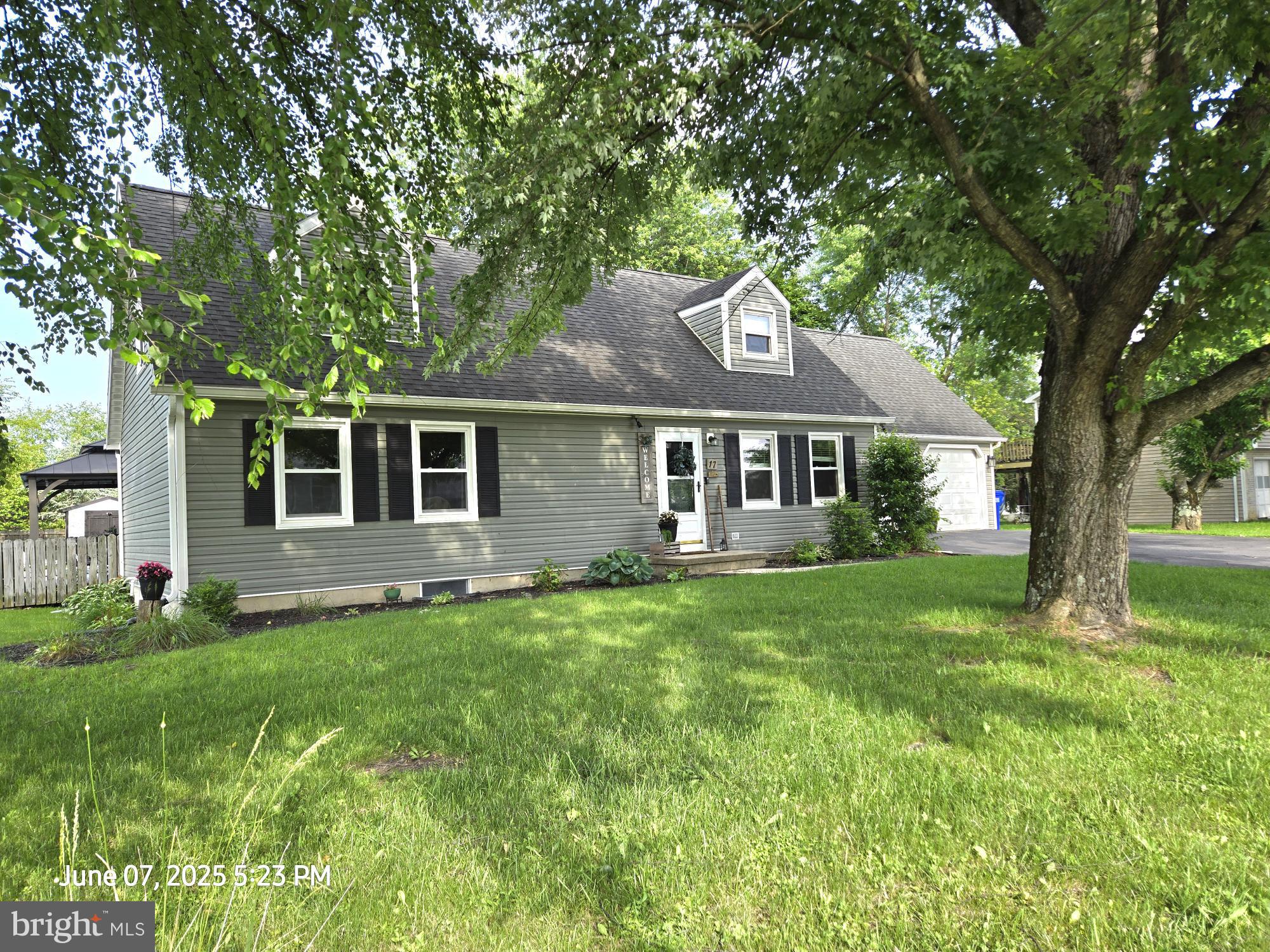 17 GOLDENROD DRIVE
