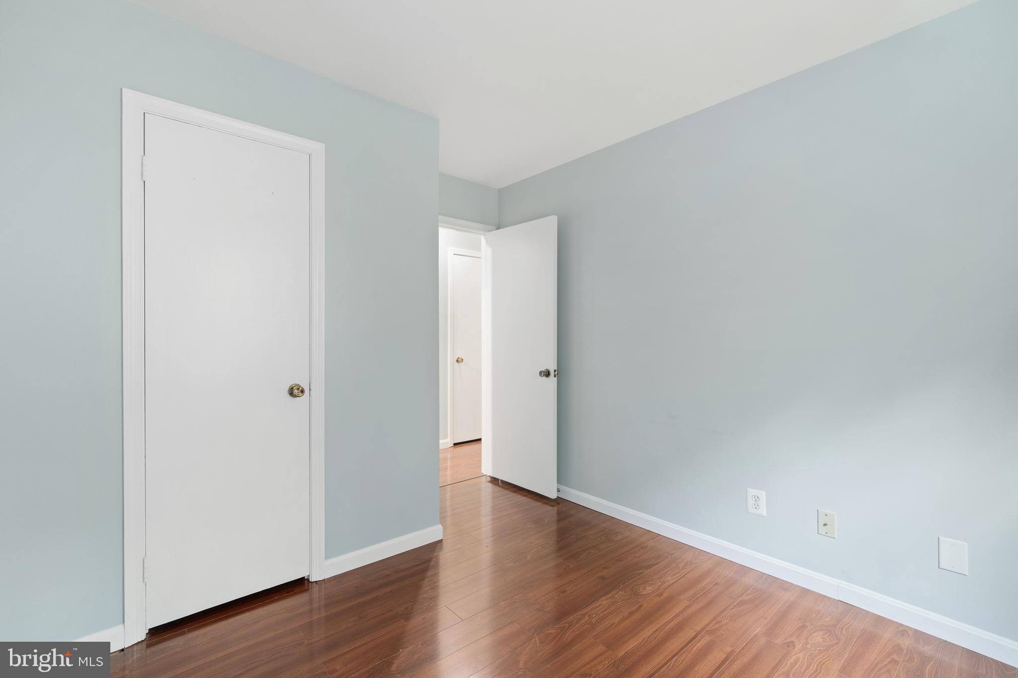 BERKELEY VILLAGE - Residential