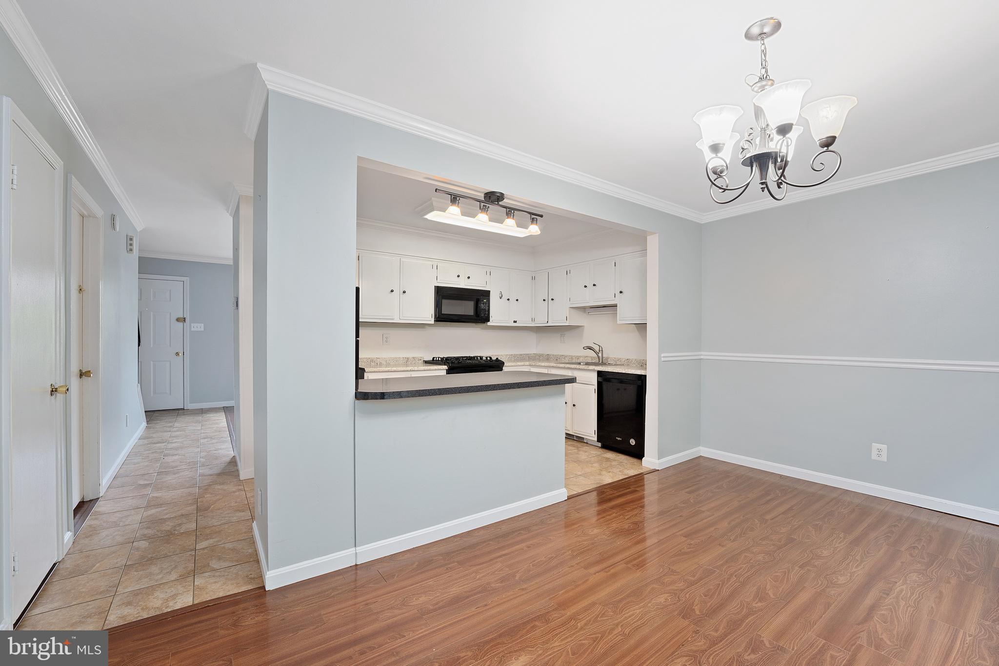 BERKELEY VILLAGE - Residential