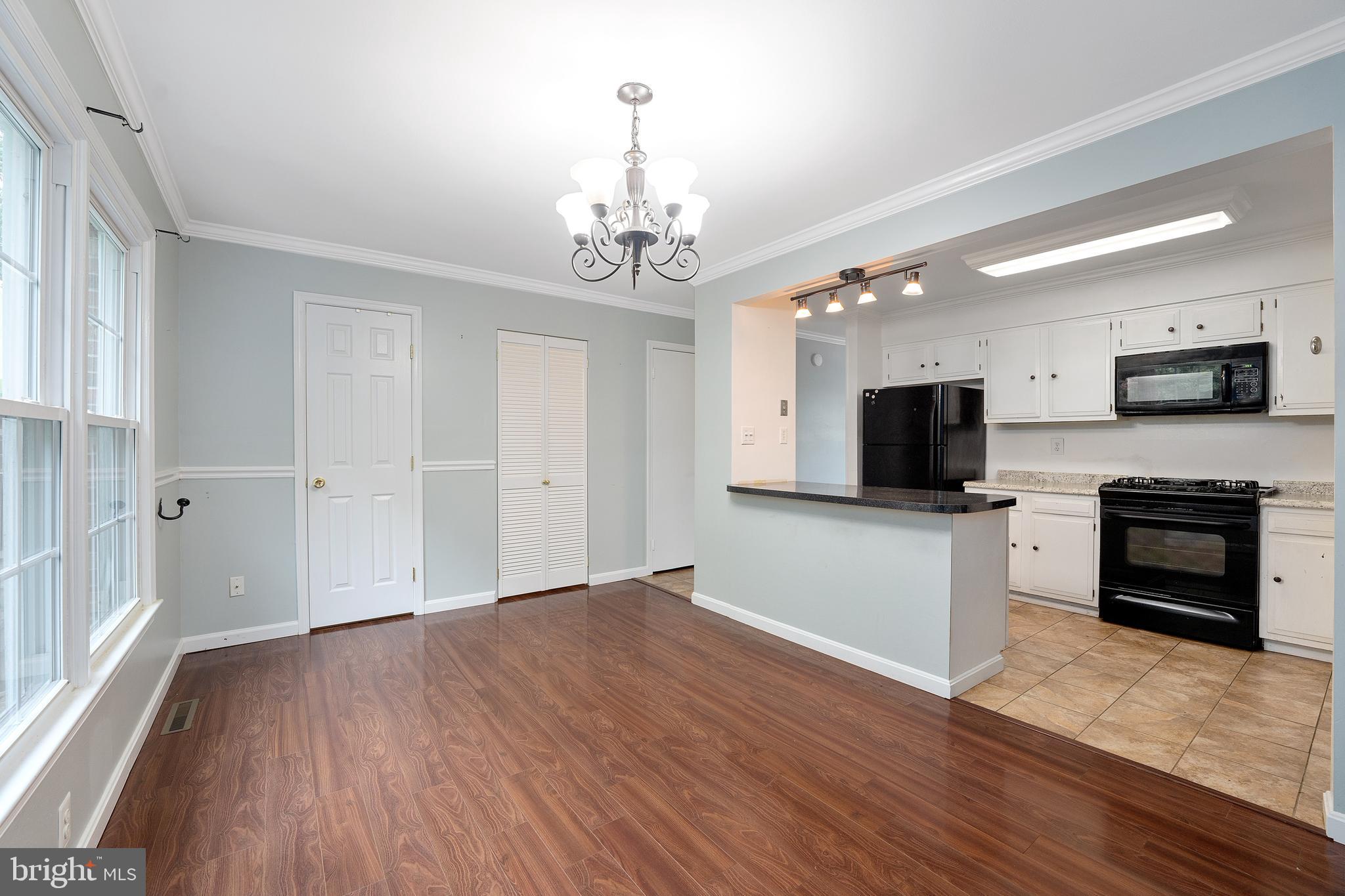 BERKELEY VILLAGE - Residential