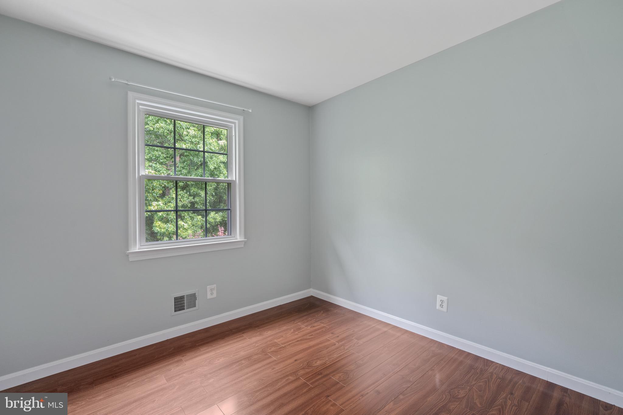 BERKELEY VILLAGE - Residential