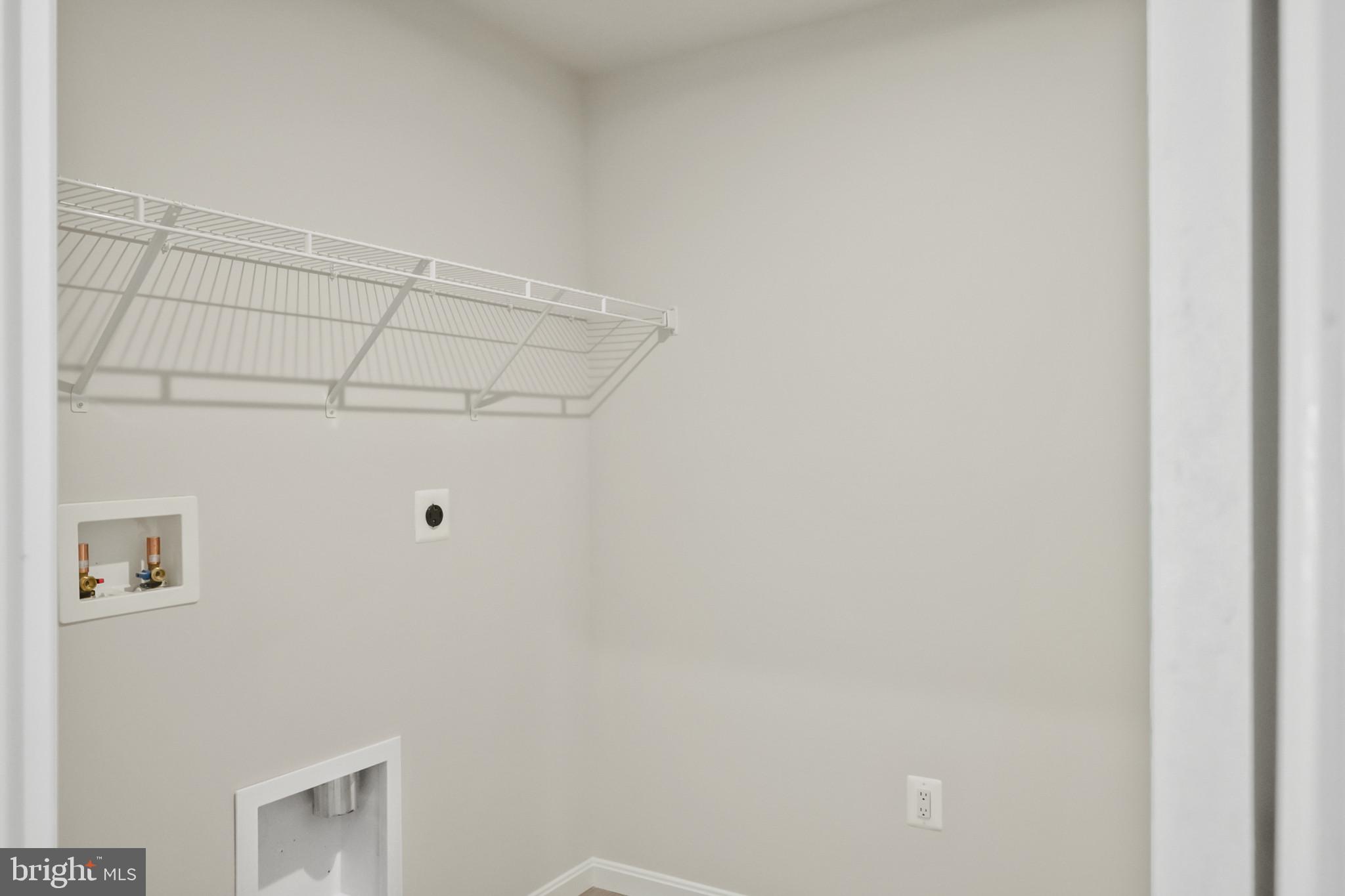 MIDDLETOWN - Residential