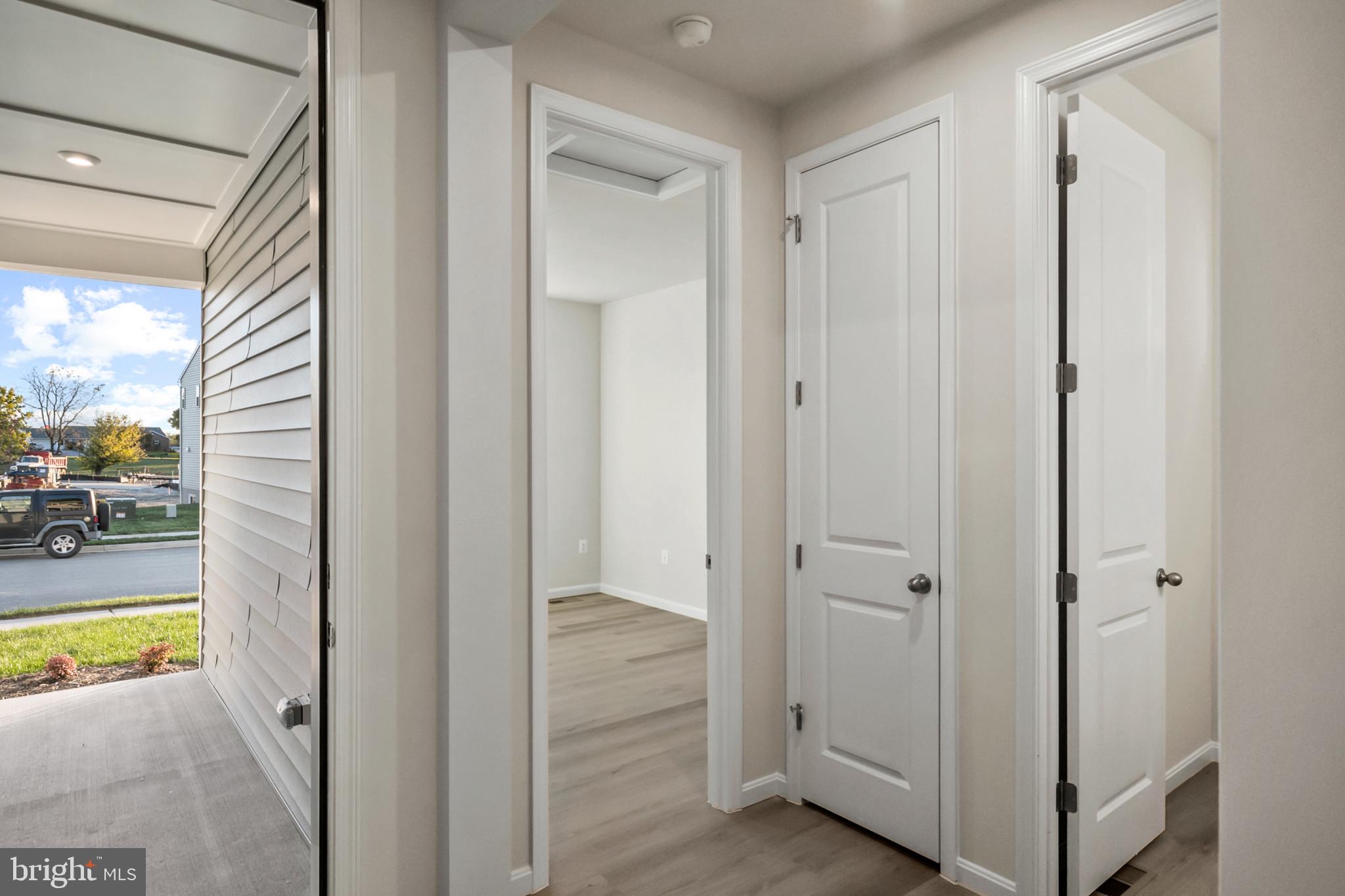 MIDDLETOWN - Residential