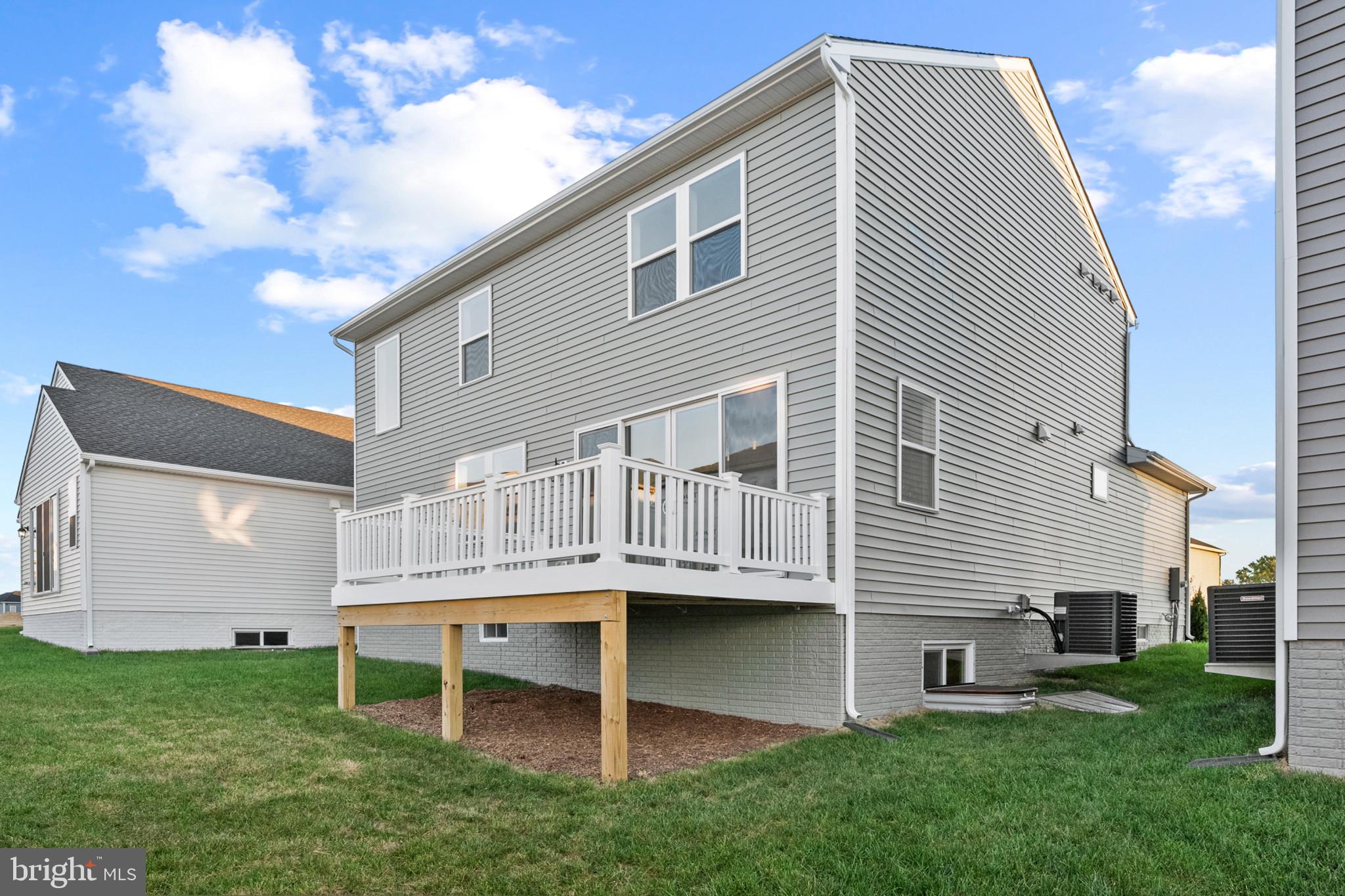 MIDDLETOWN - Residential