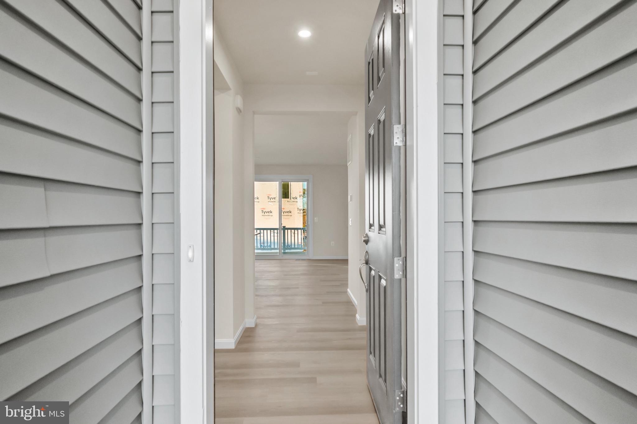 MIDDLETOWN - Residential