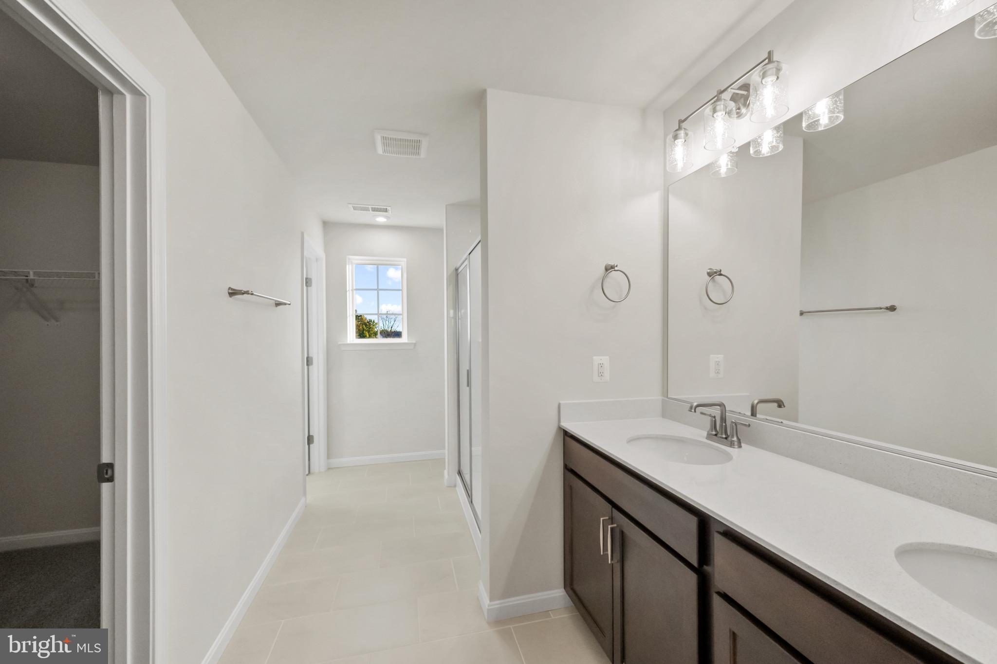 MIDDLETOWN - Residential