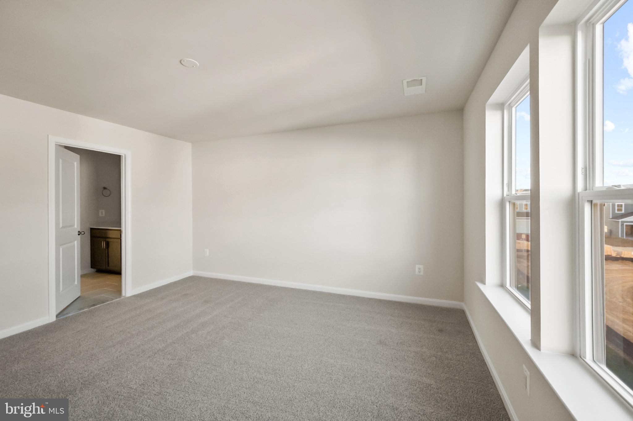 MIDDLETOWN - Residential