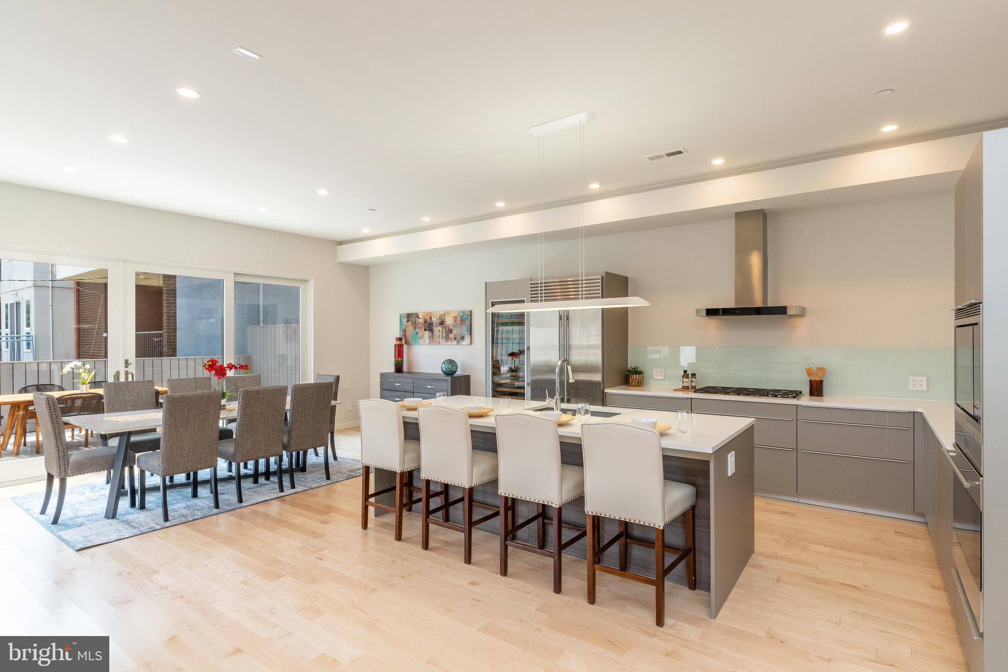 WASHINGTON SQ WEST - Residential