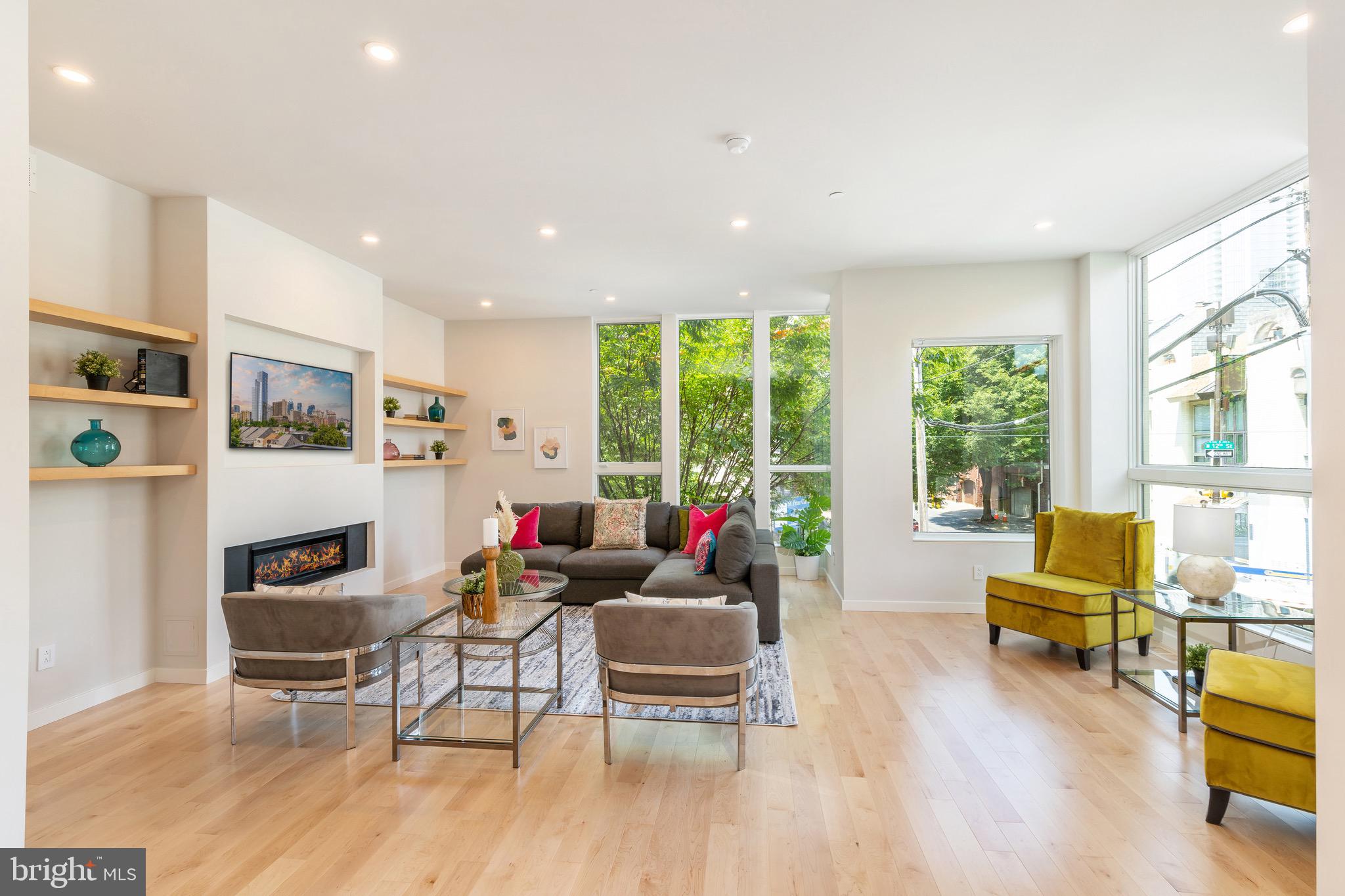 WASHINGTON SQ WEST - Residential