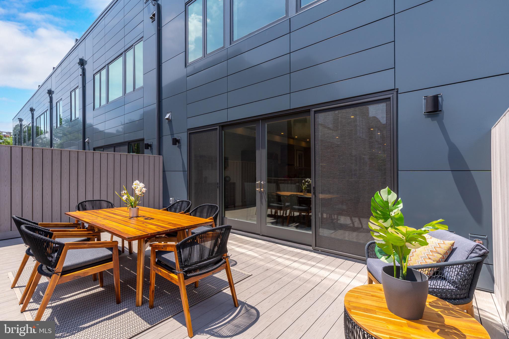 WASHINGTON SQ WEST - Residential