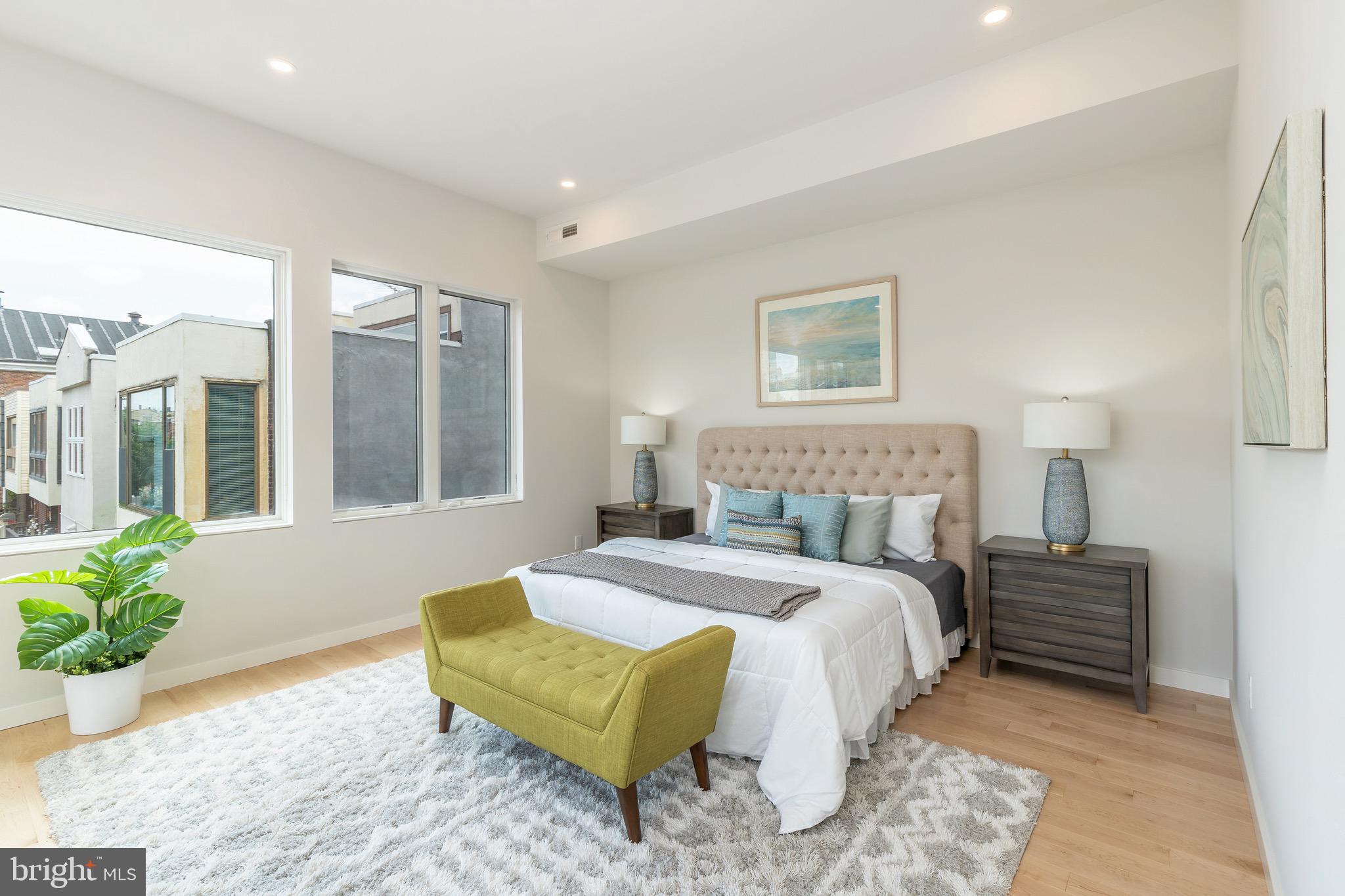 WASHINGTON SQ WEST - Residential