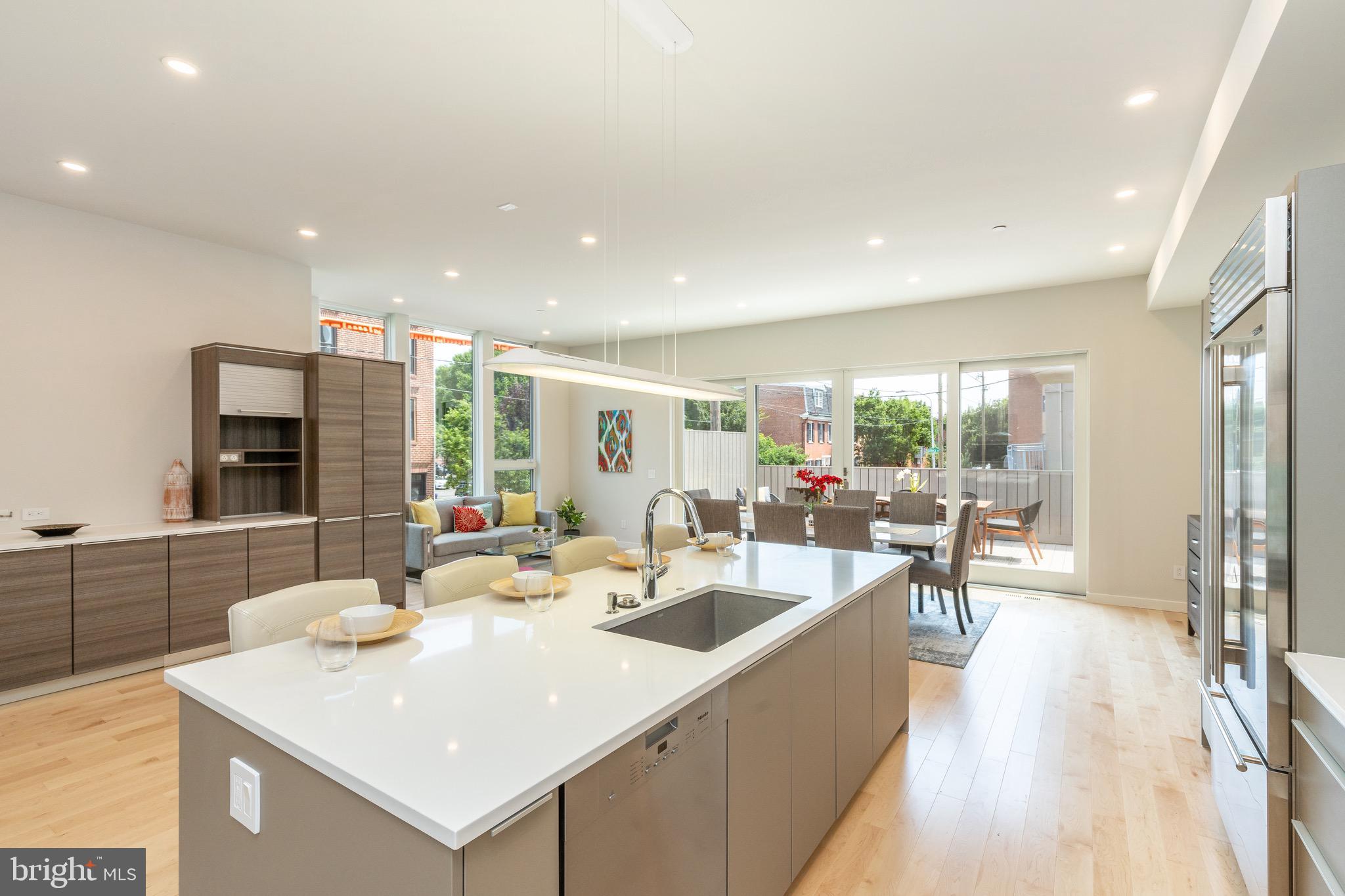 WASHINGTON SQ WEST - Residential