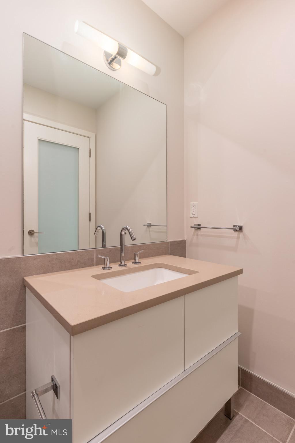 WASHINGTON SQ WEST - Residential