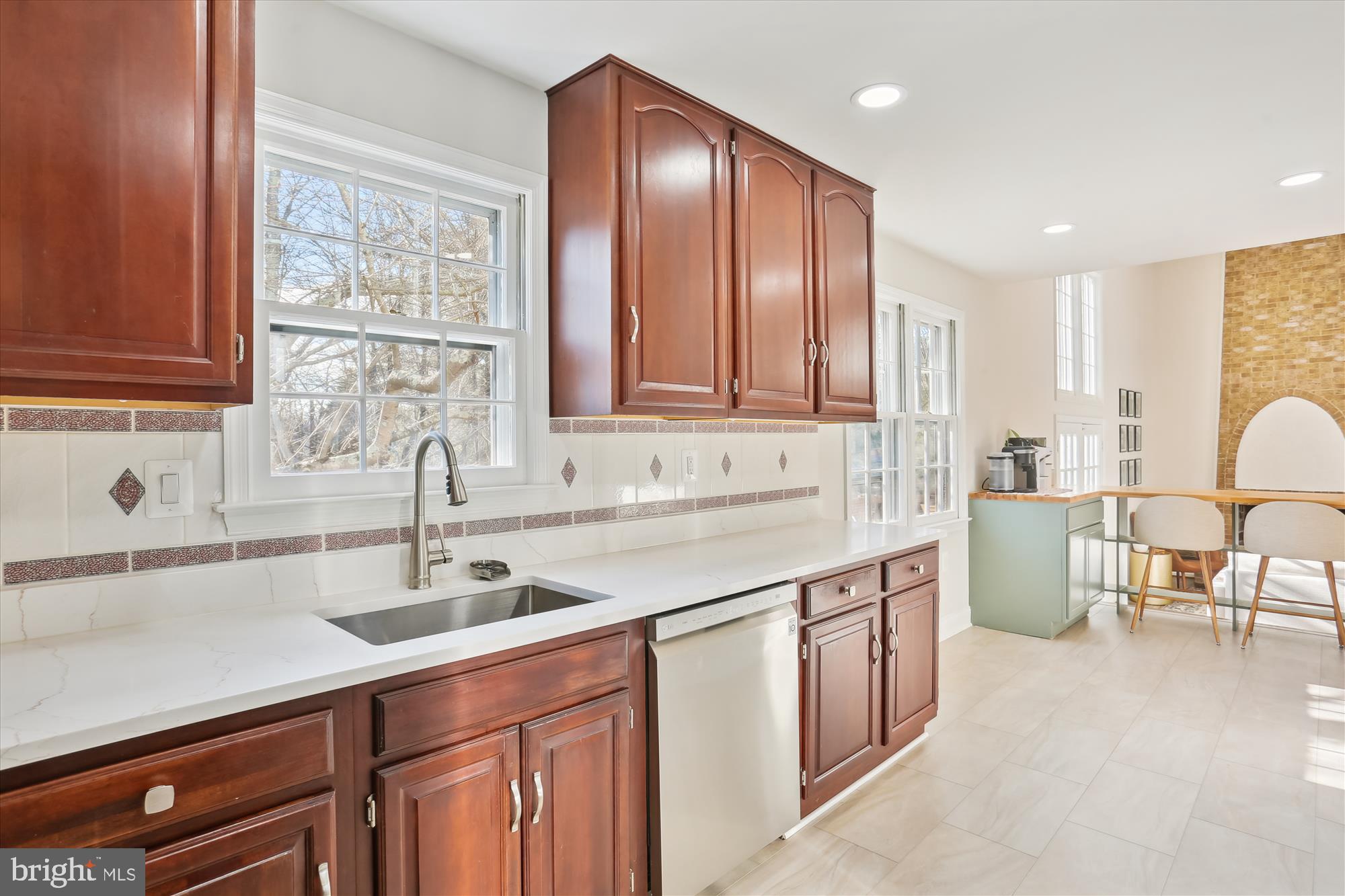 NORBECK ESTATES - Residential