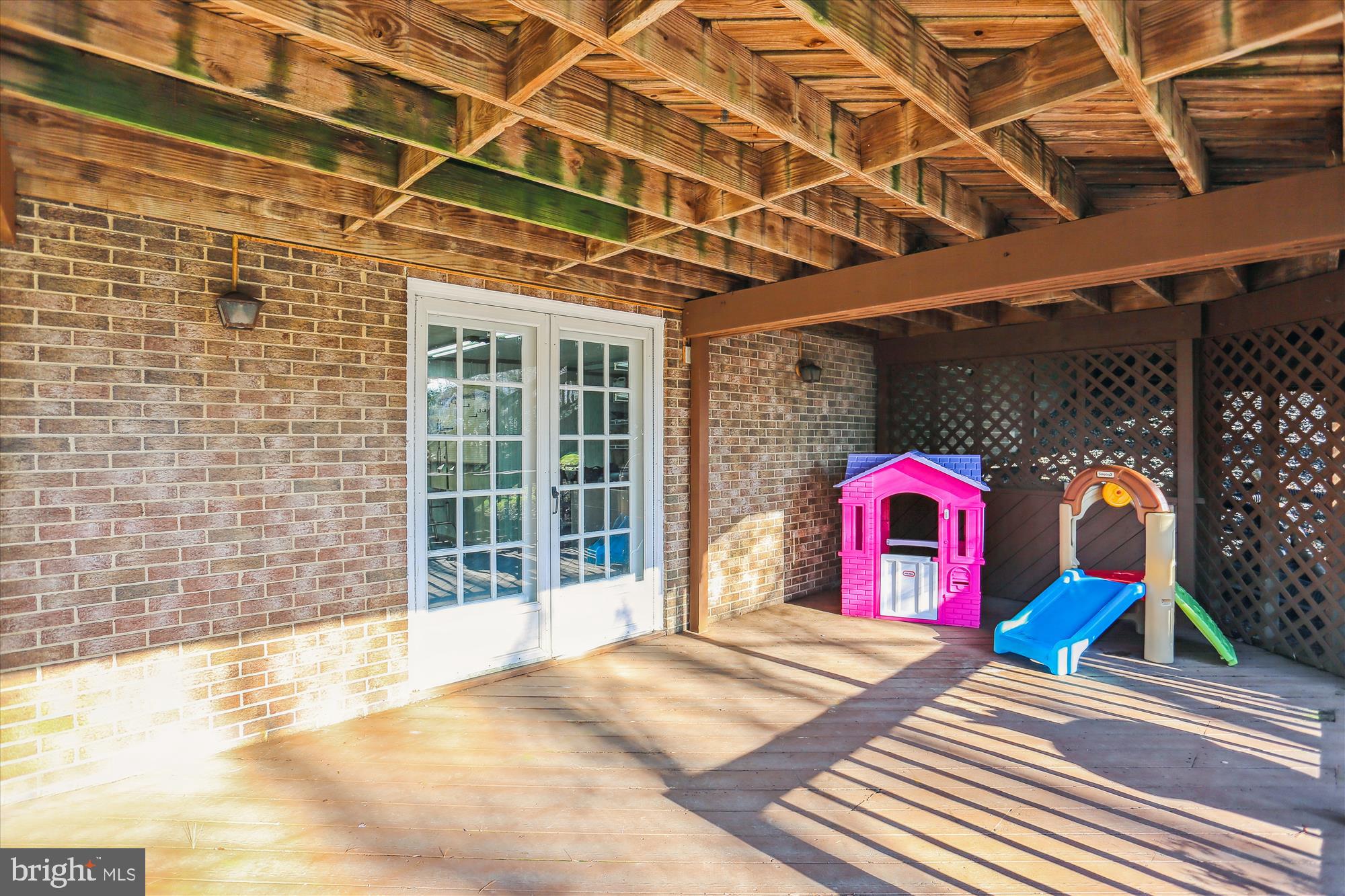 NORBECK ESTATES - Residential