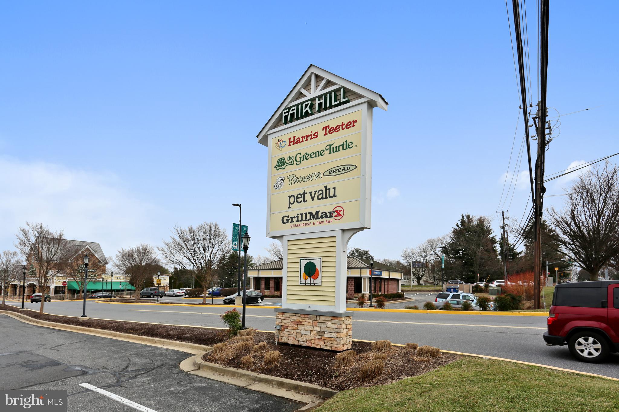 NORBECK ESTATES - Residential