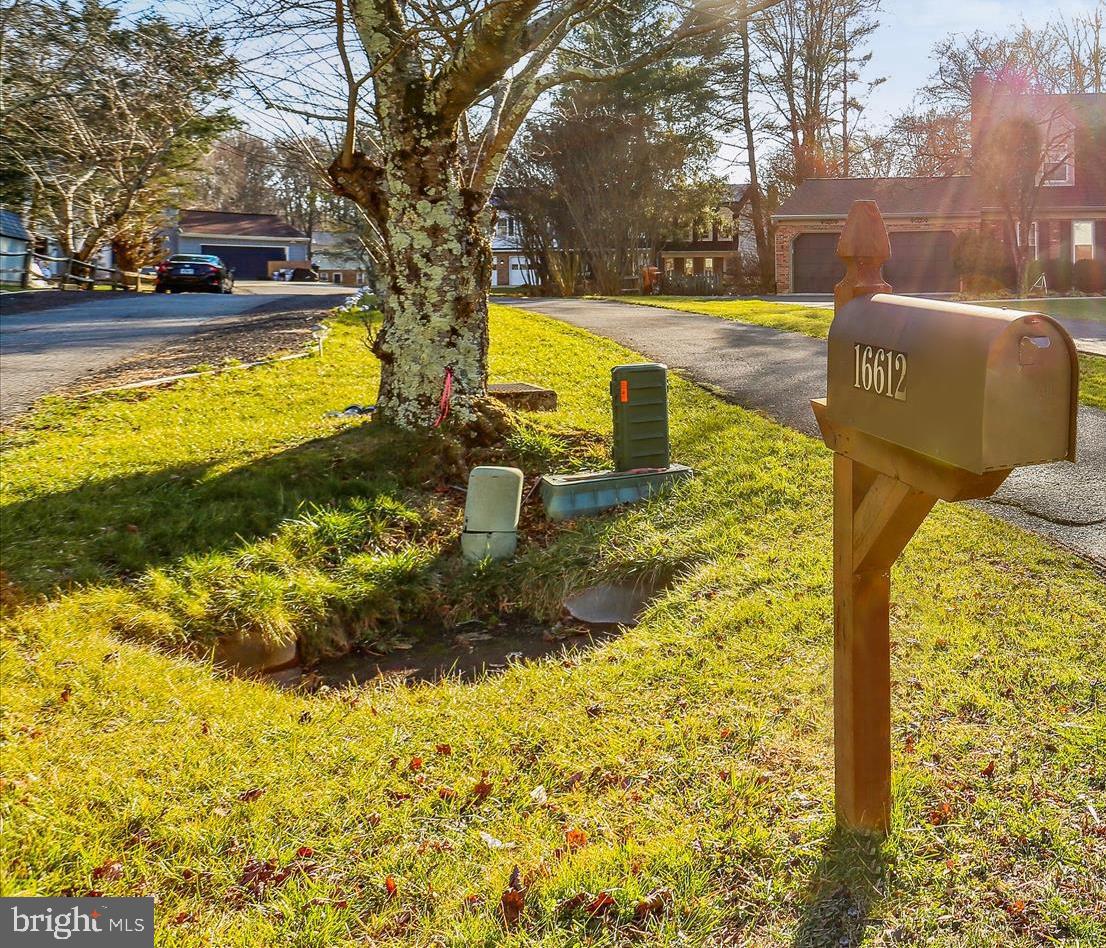 NORBECK ESTATES - Residential