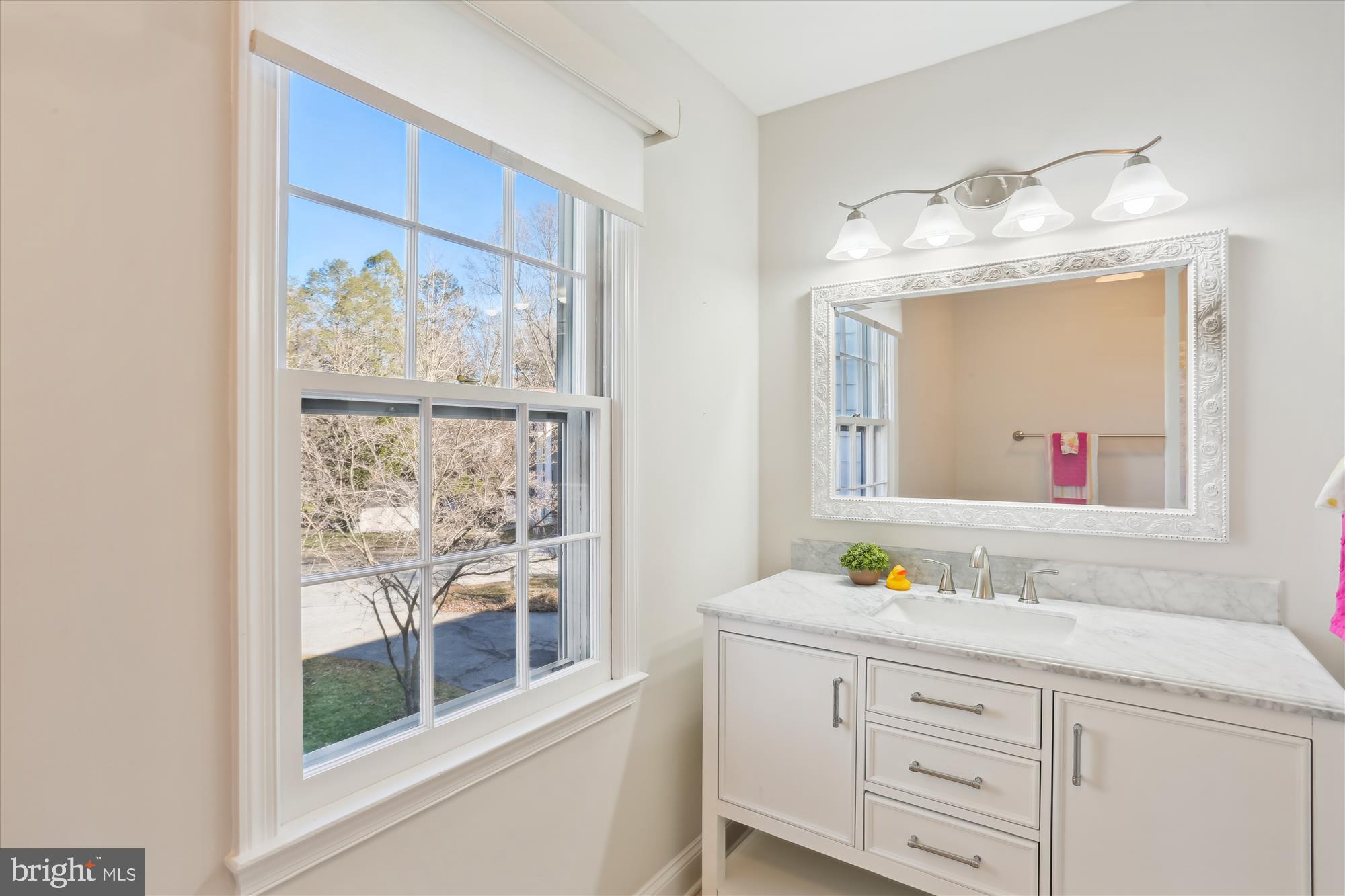 NORBECK ESTATES - Residential